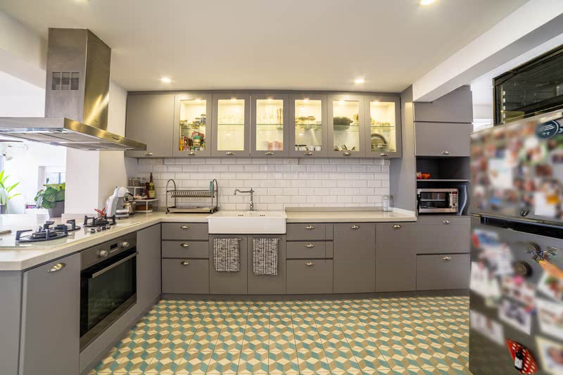 107 Spottiswoode Park Road 2
