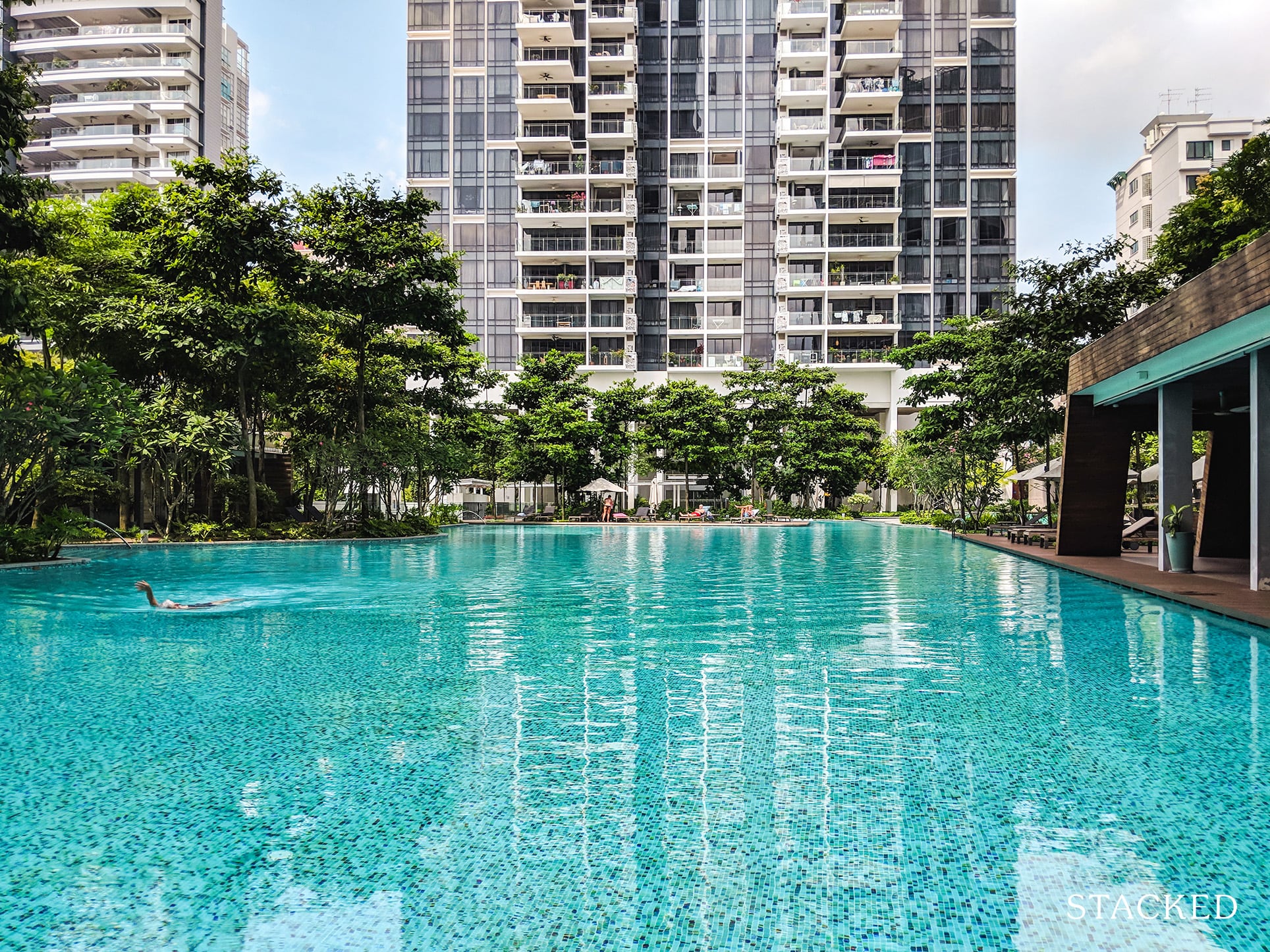 Cyan Condo lap pool