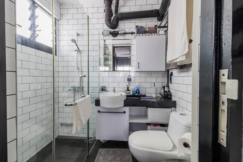 72 Marine Drive 4