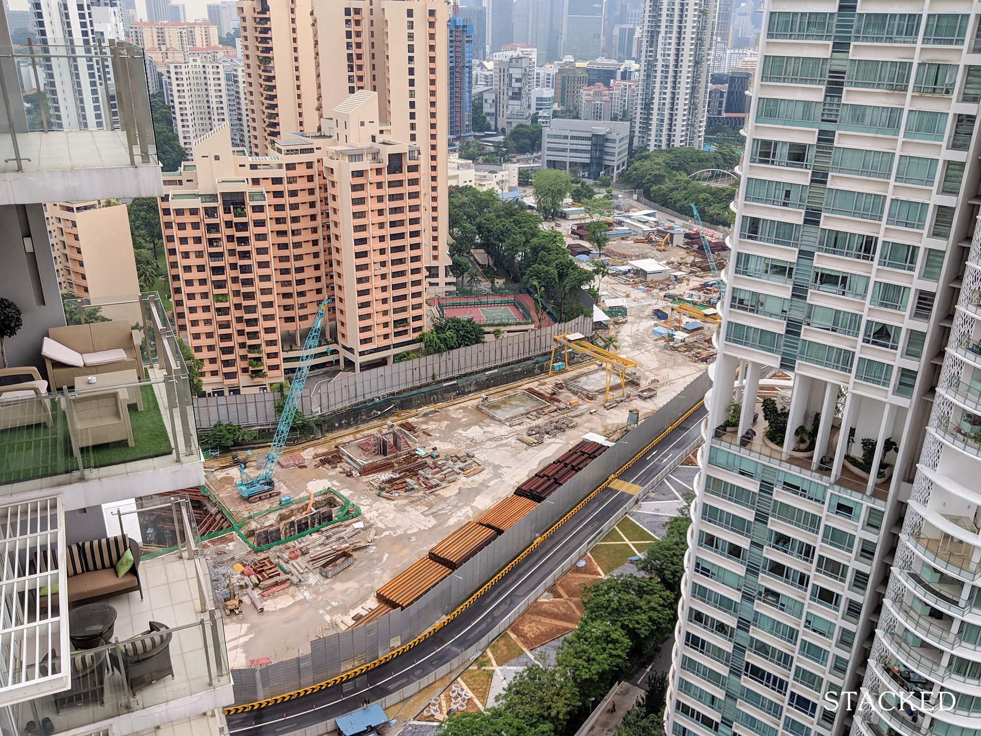 Cosmopolitan Condo mrt