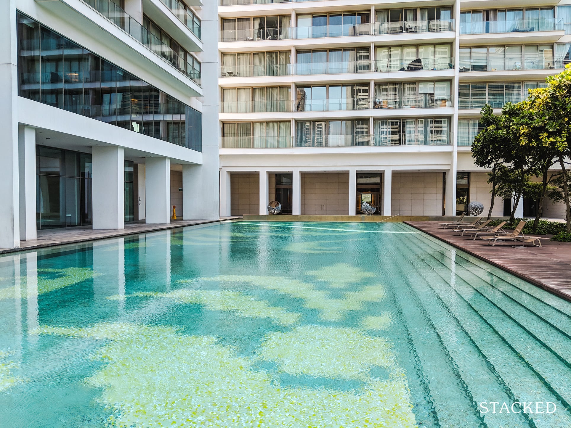 Scotts Square Condo swimming pool 