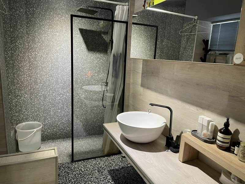 302 Hougang Avenue 5 5
