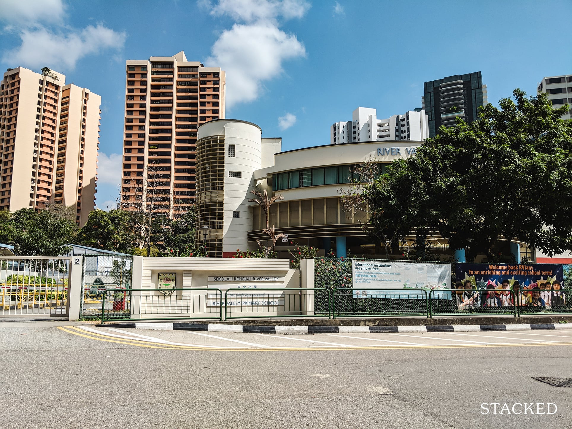 Rivergate Condo River Valley Primary School