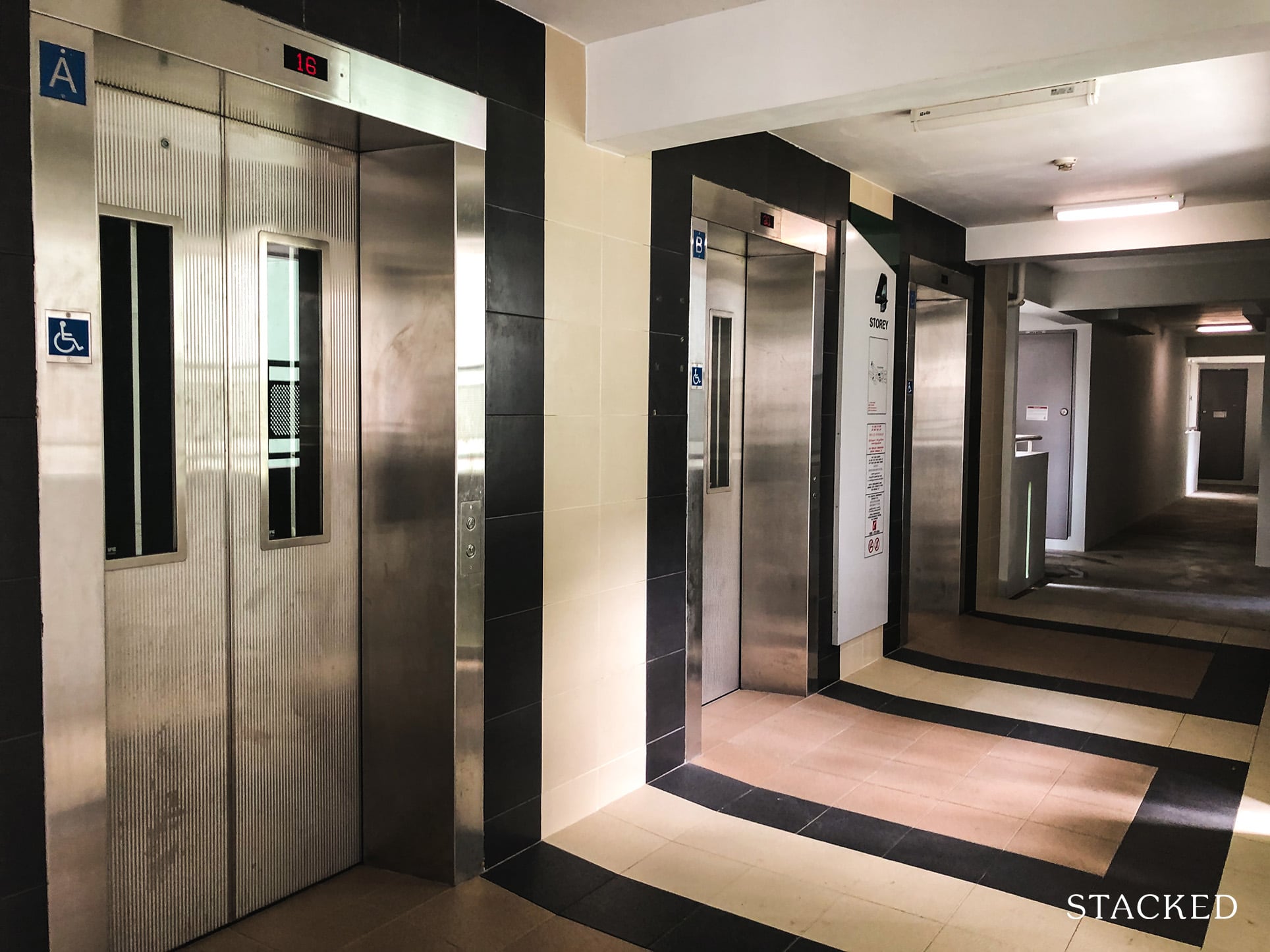 Clementi Cascadia Lift Lobby