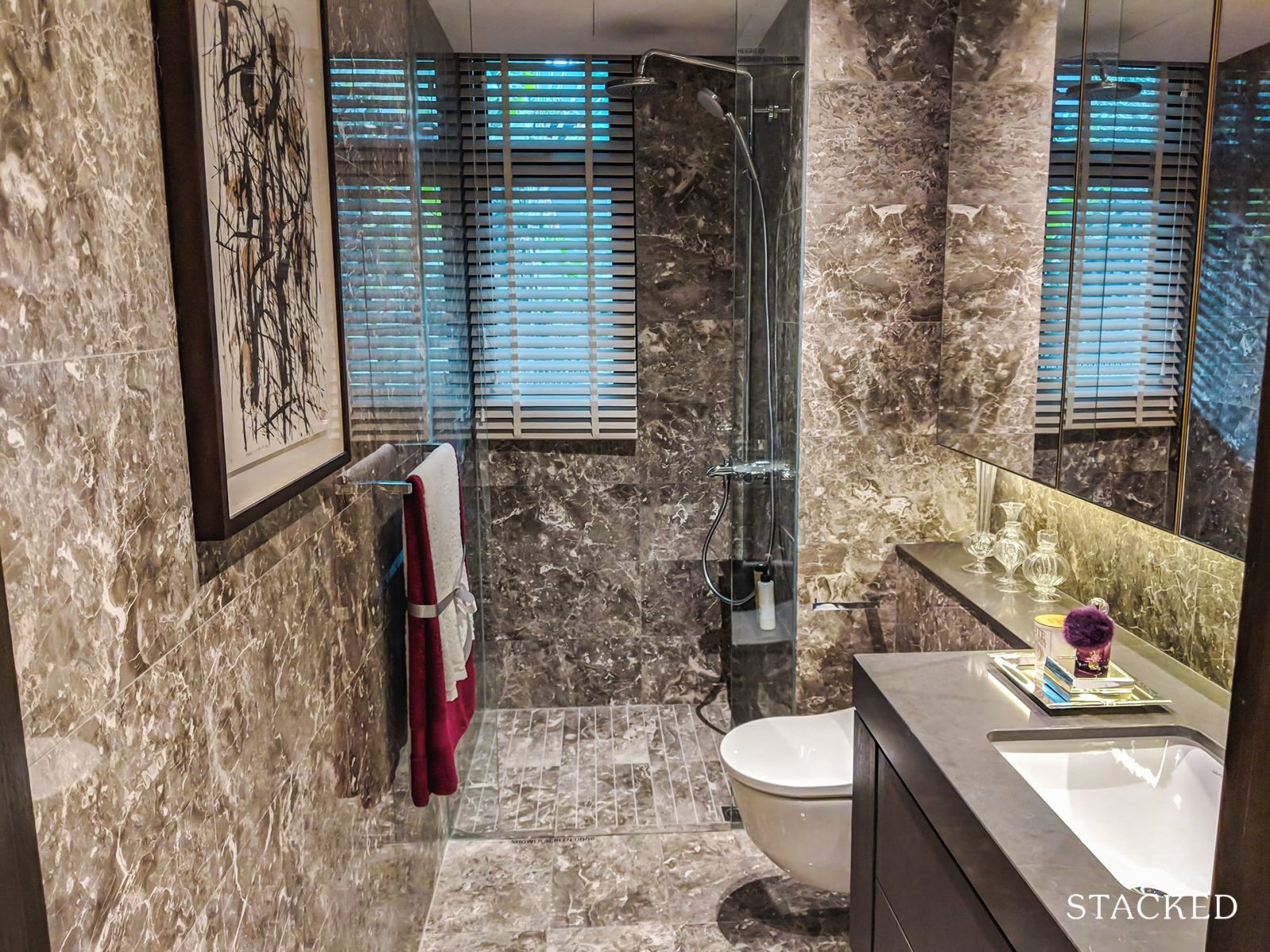 Avenue South Residence peak collection master bathroom