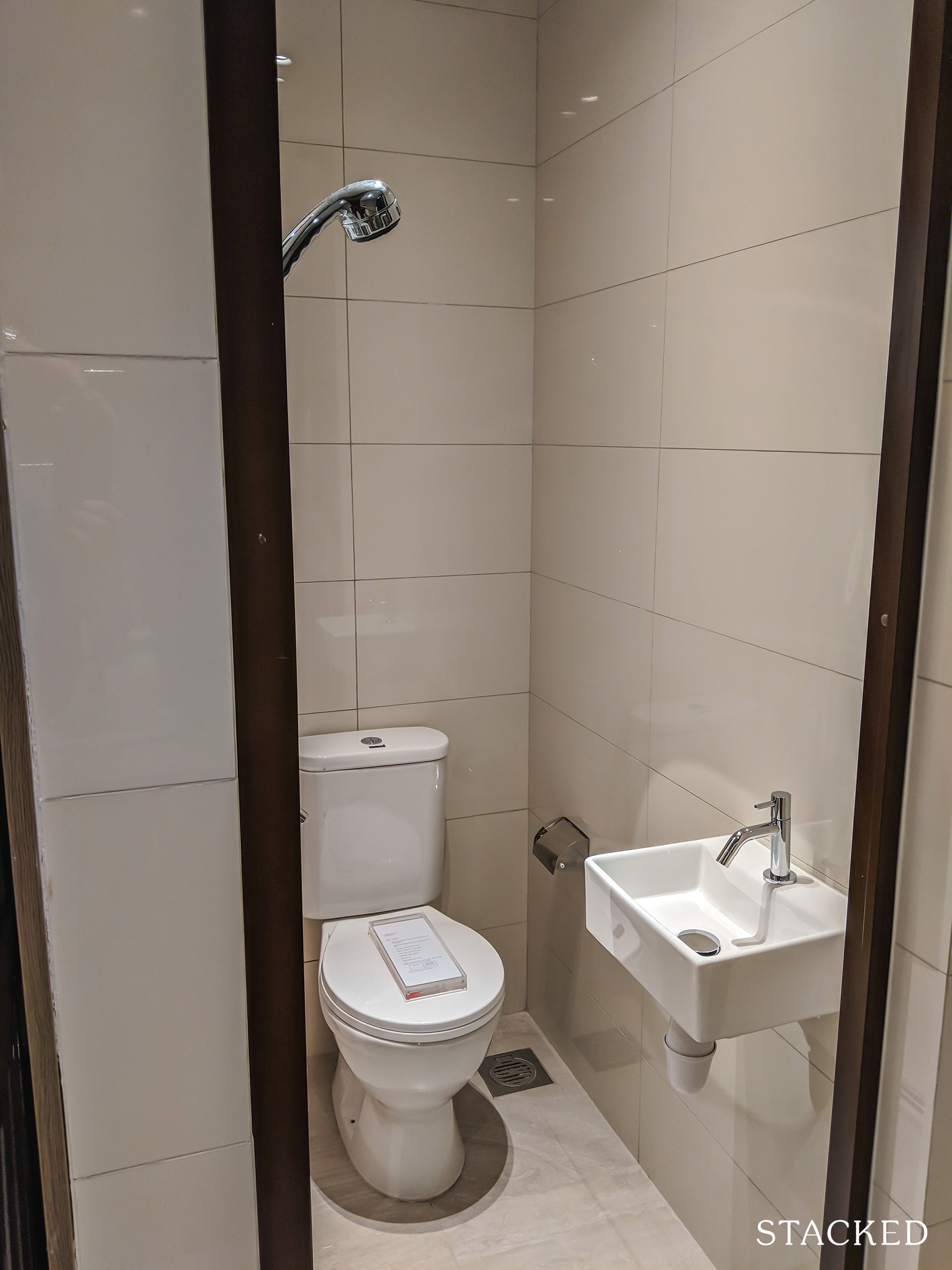 Avenue South Residence 3 bedroom toilet