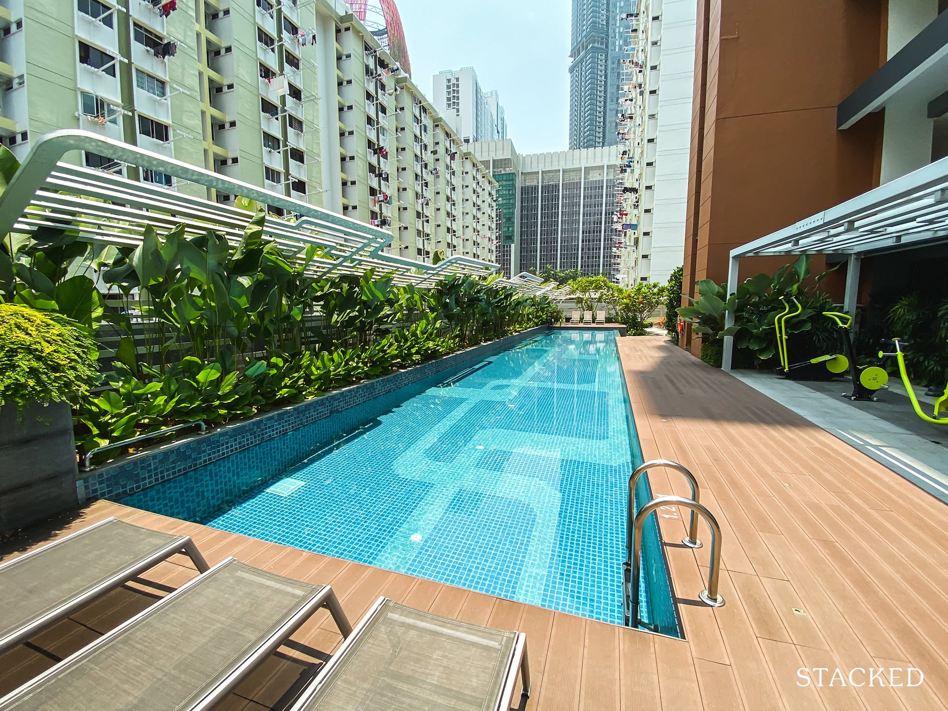 Onje @Tanjong Pagar lap pool 1