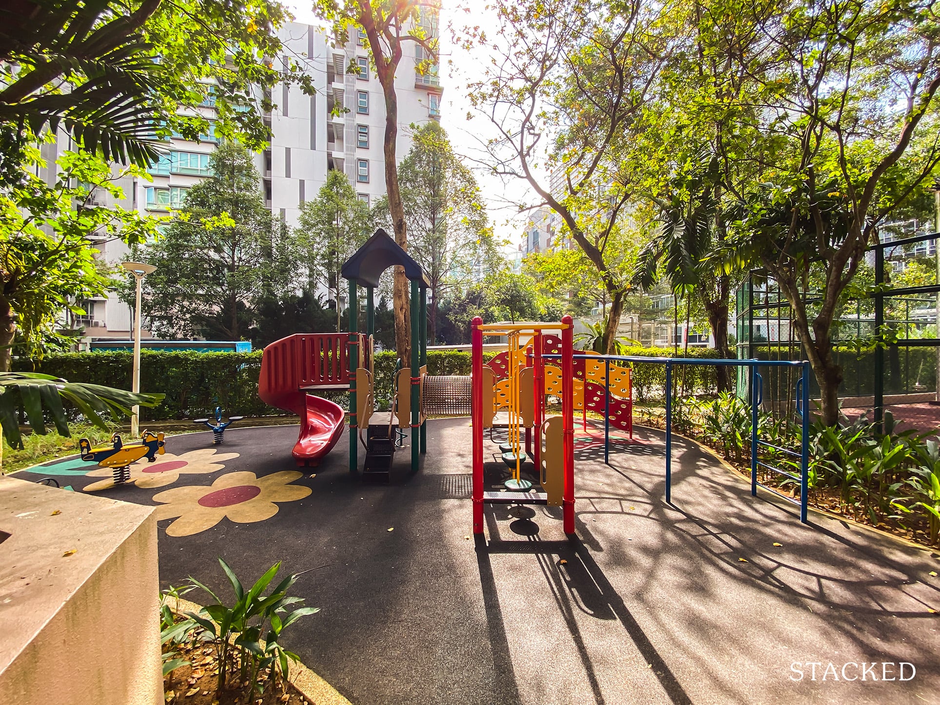 Maplewoods Condo playground