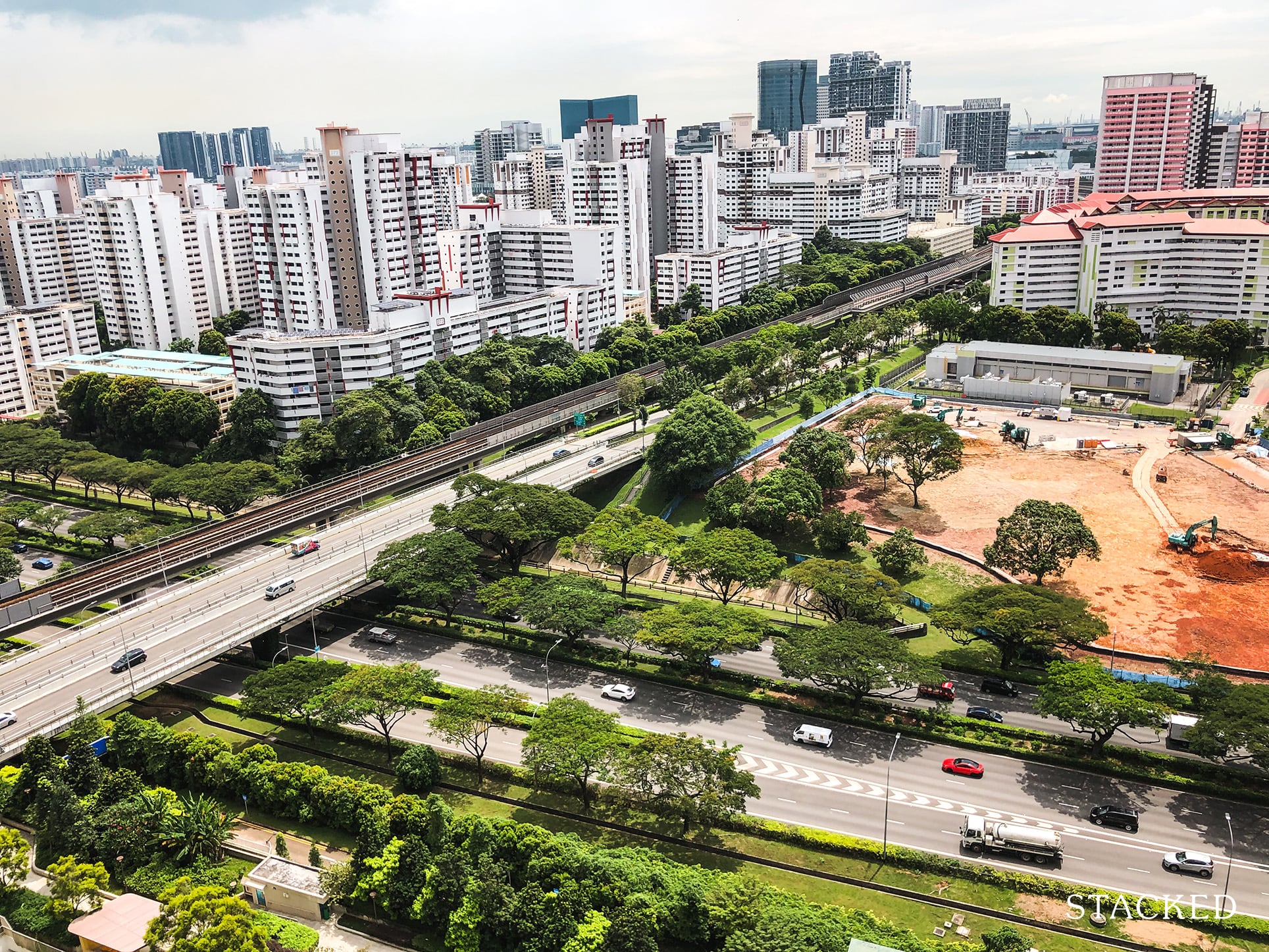 Skyline @ Bukit Batok Expressway Flyover