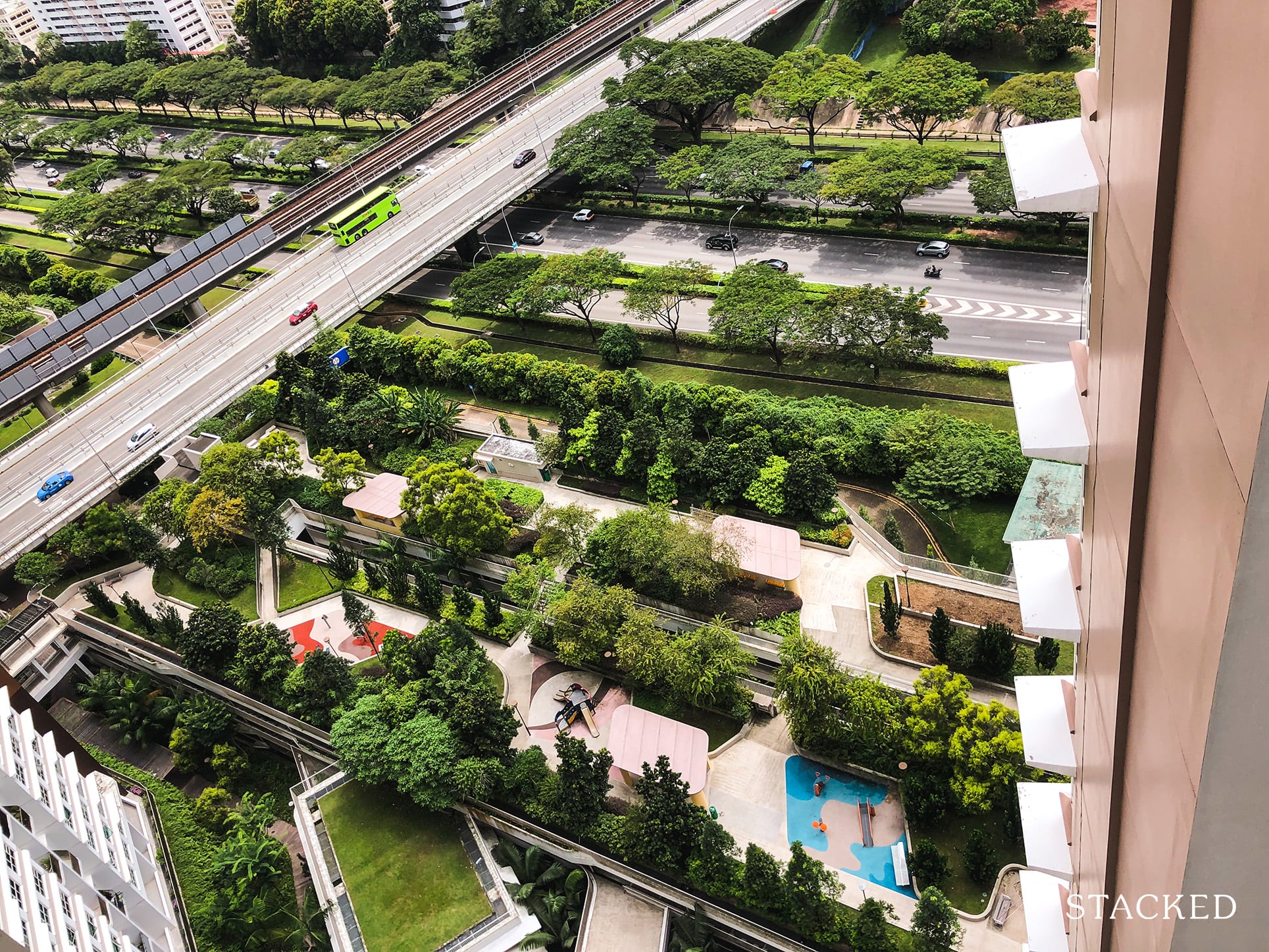 Skyline @ Bukit Batok Rooftop Garden