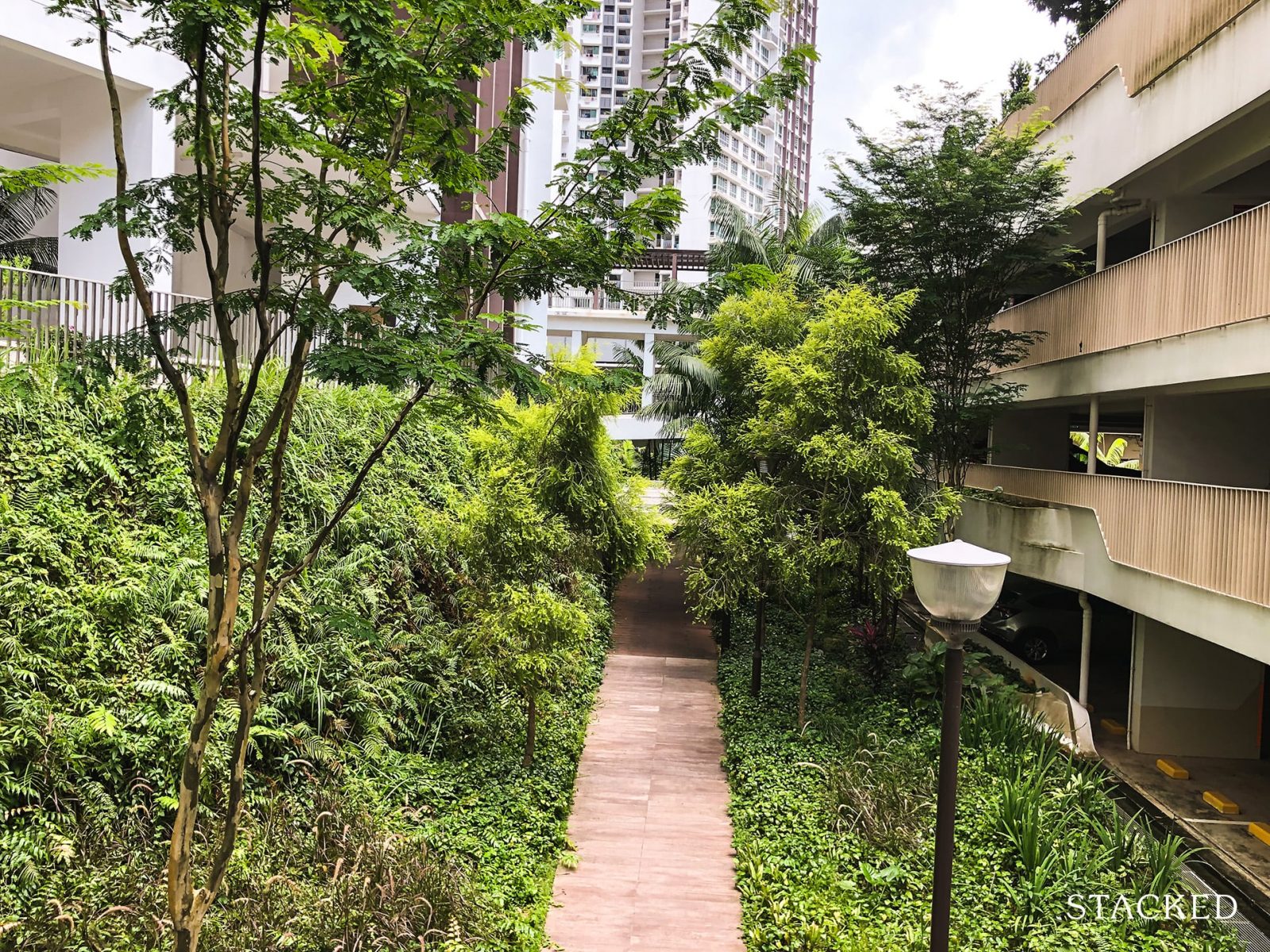 Skyline @ Bukit Batok Trellis Walkway