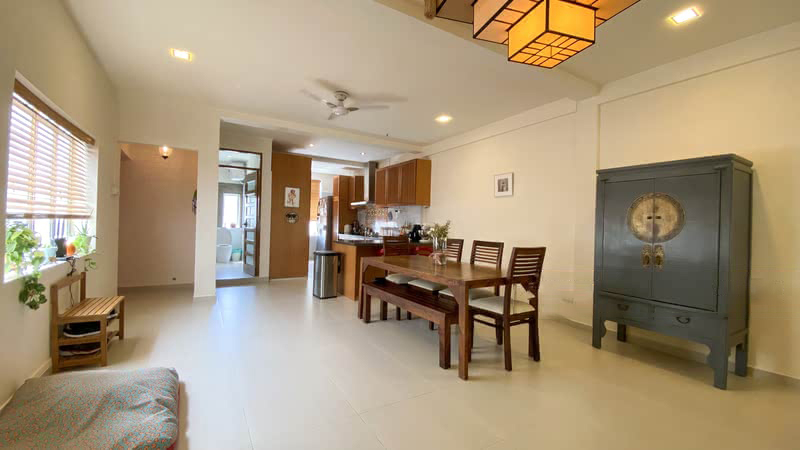 Tiong Bahru Road WalkUp Apartment 1