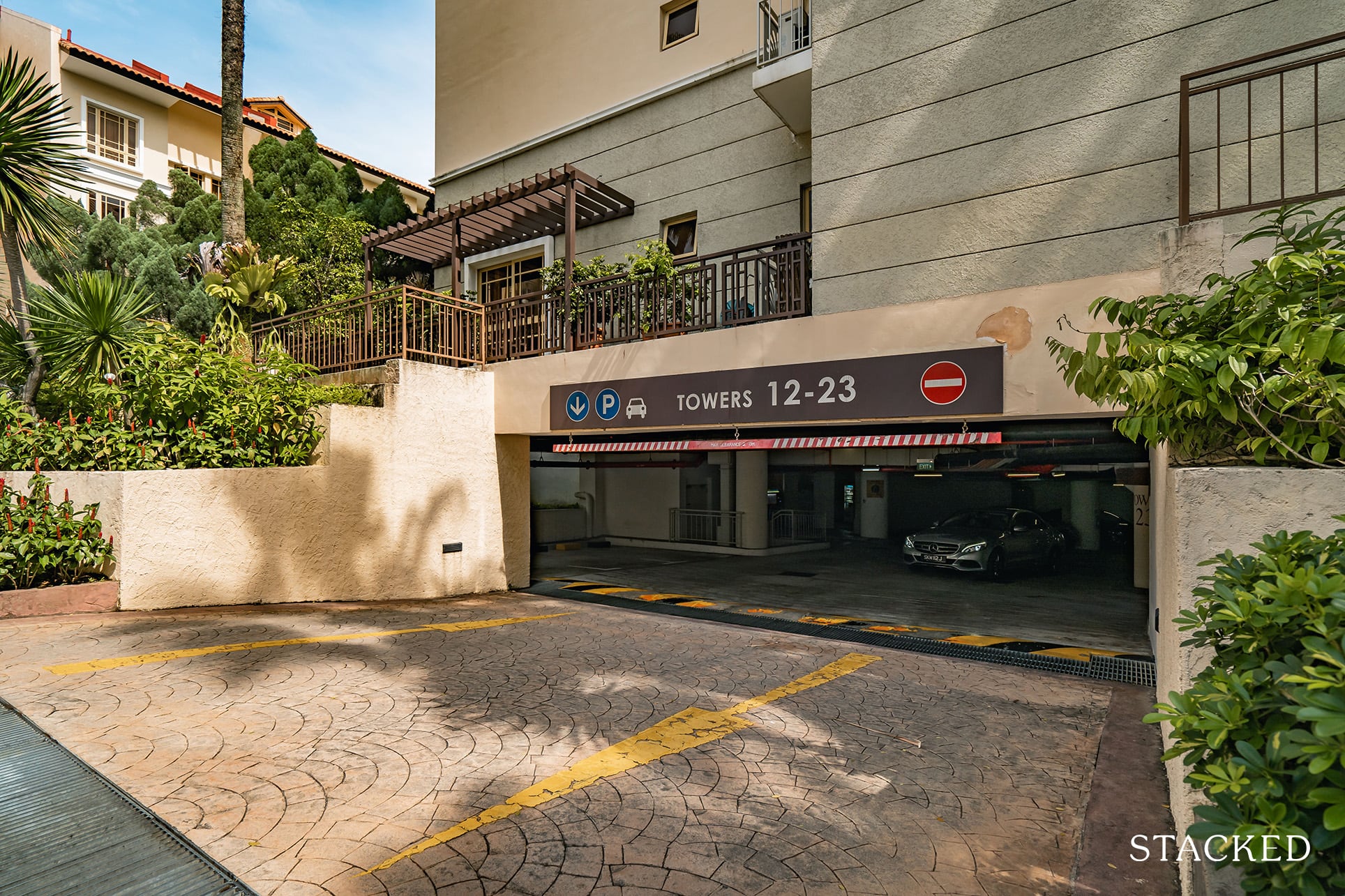 villa marina carpark entrance 1