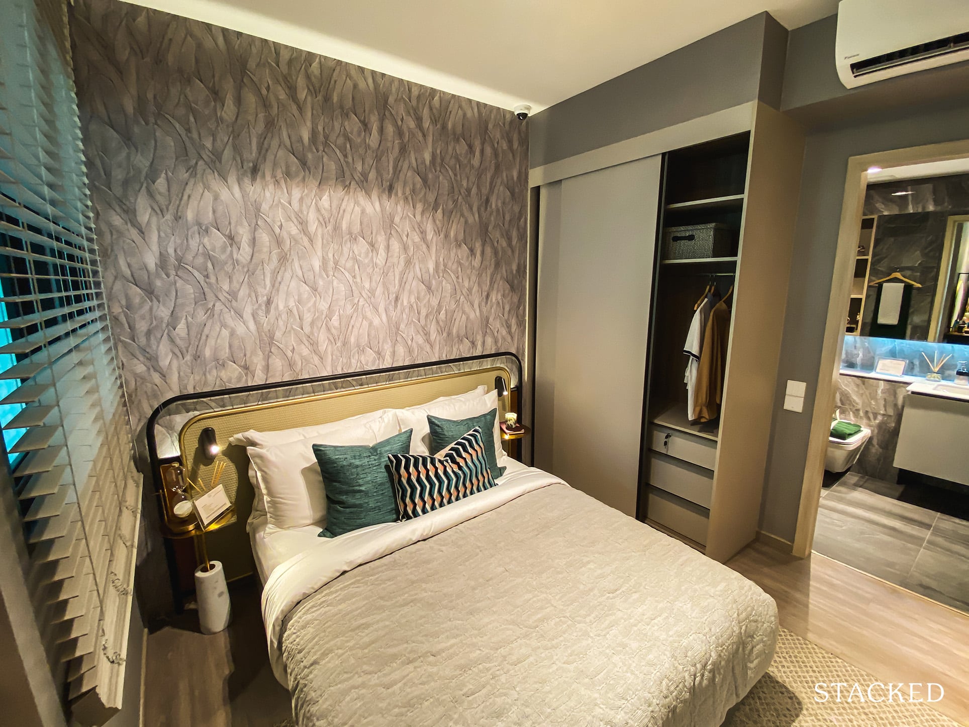 Sengkang Grand Residences 2 bedroom premium plus study master bedroom