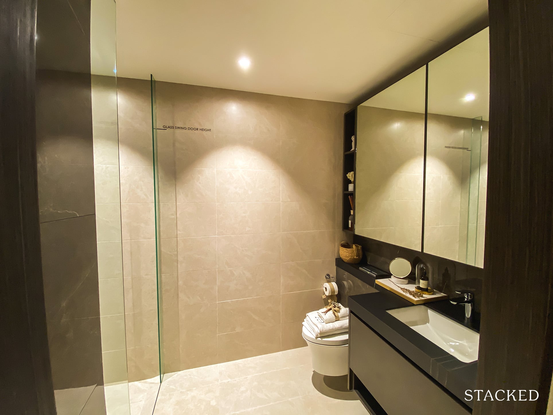 Parc Clematis 3 bedroom elegance master bathroom