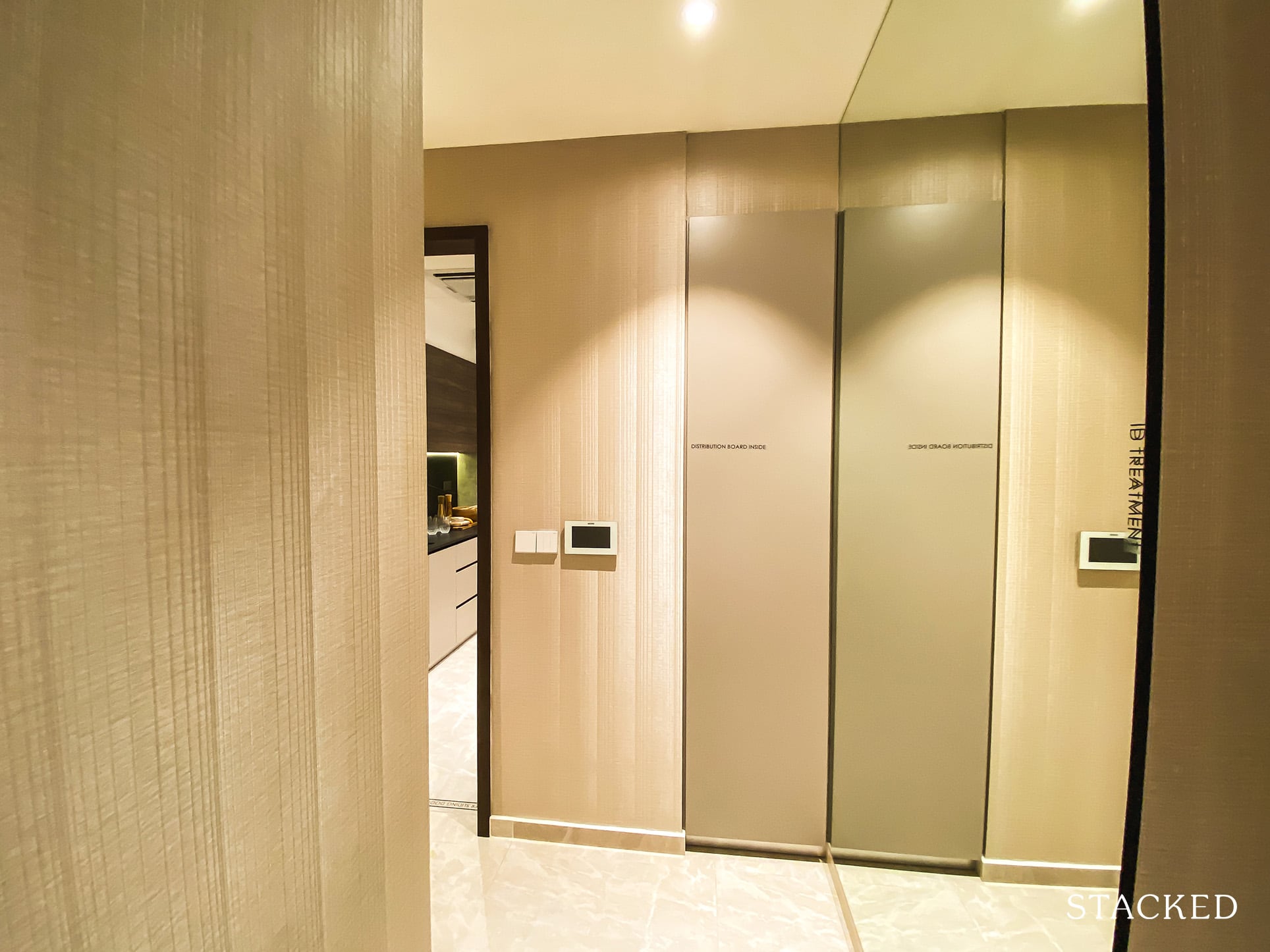 Parc Clematis 3 bedroom elegance entrance storage