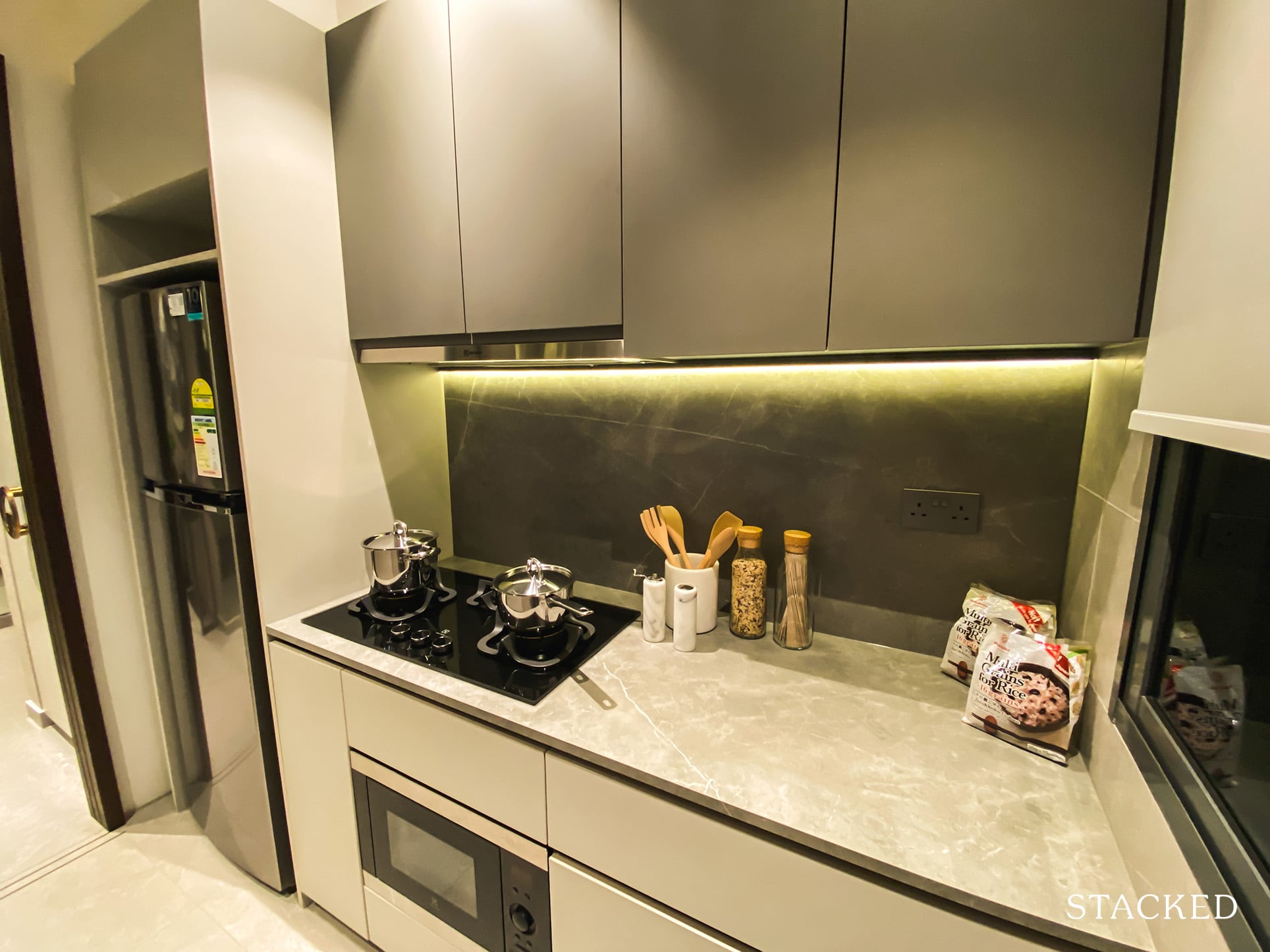 Parc Clematis 3 bedroom kitchen stove