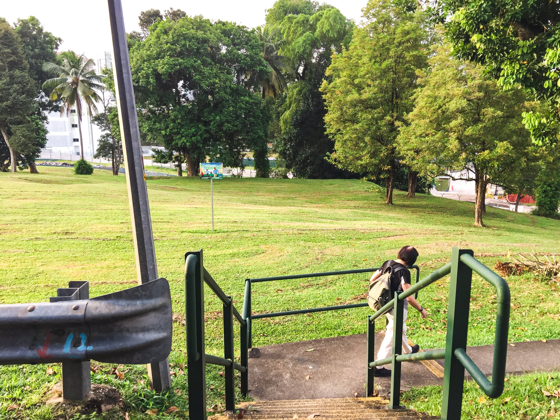 sembawang hills estate park