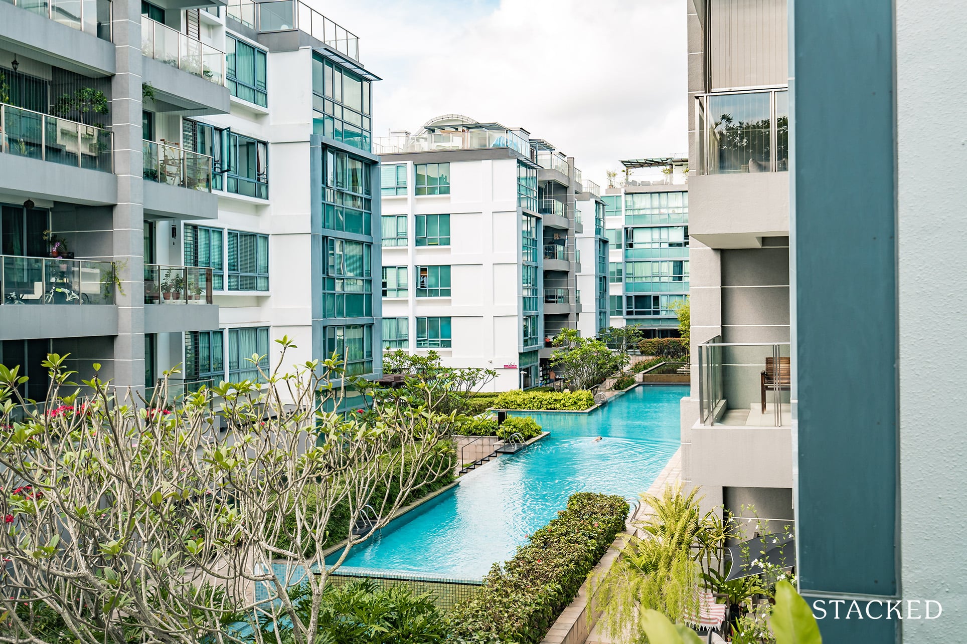 the sixth avenue residences pool 6