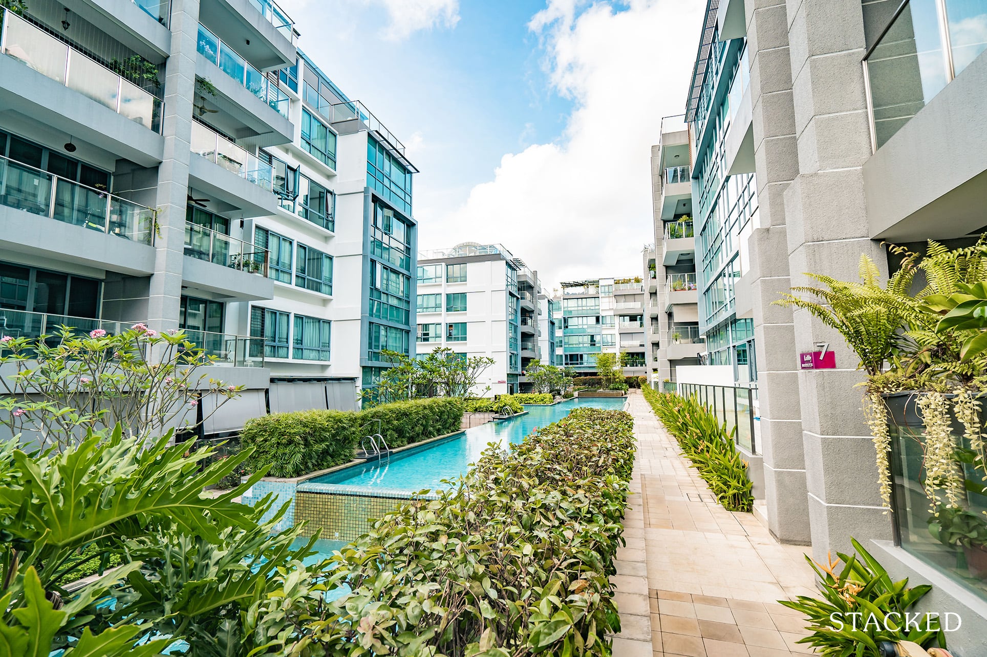 the sixth avenue residences pool 5