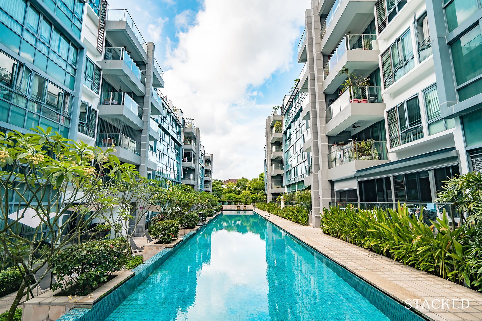 the sixth avenue residences pool 3