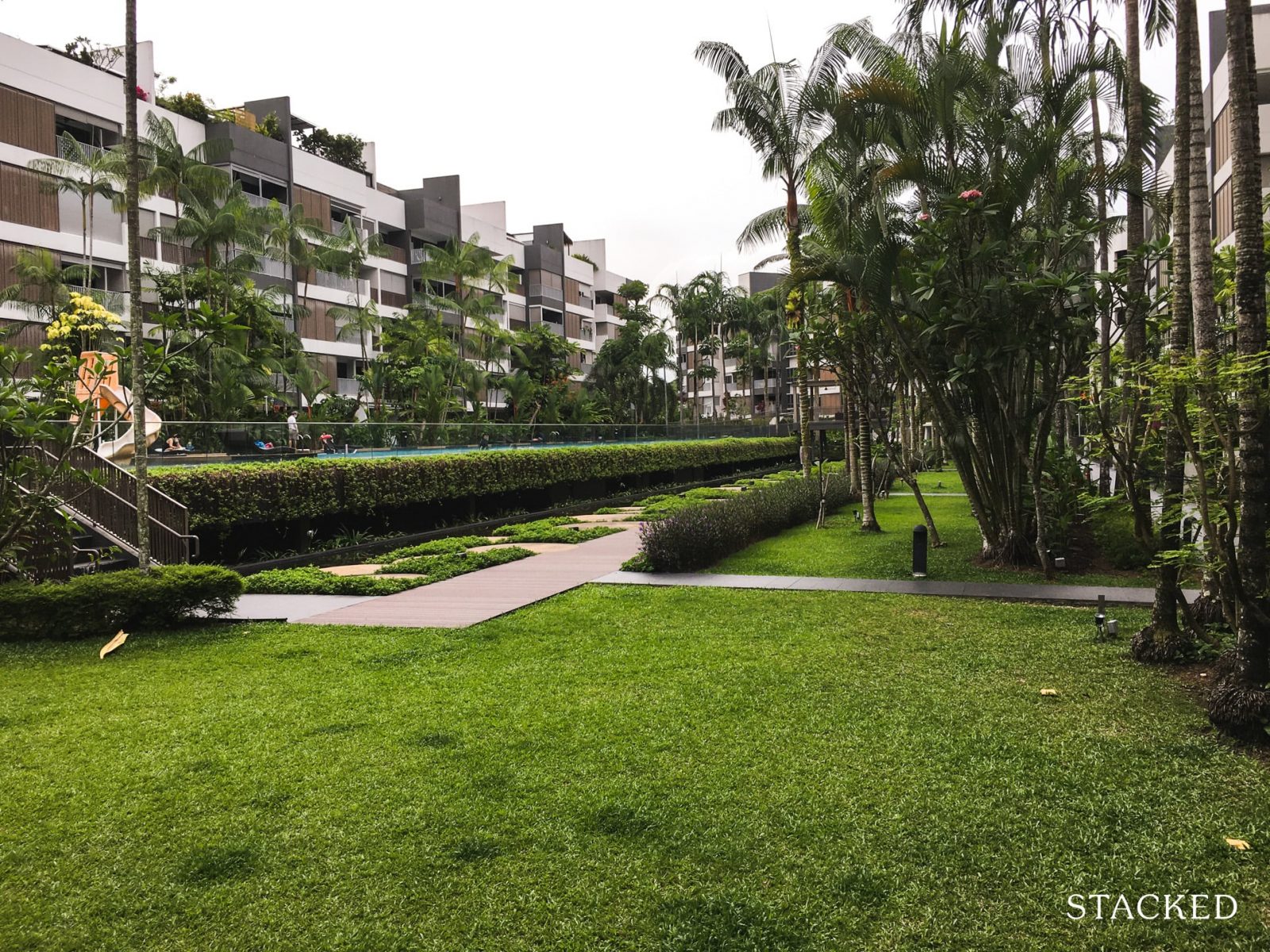 Touring Meadows @ Peirce: A Freehold Condo With Luscious Grounds And Spacious Units