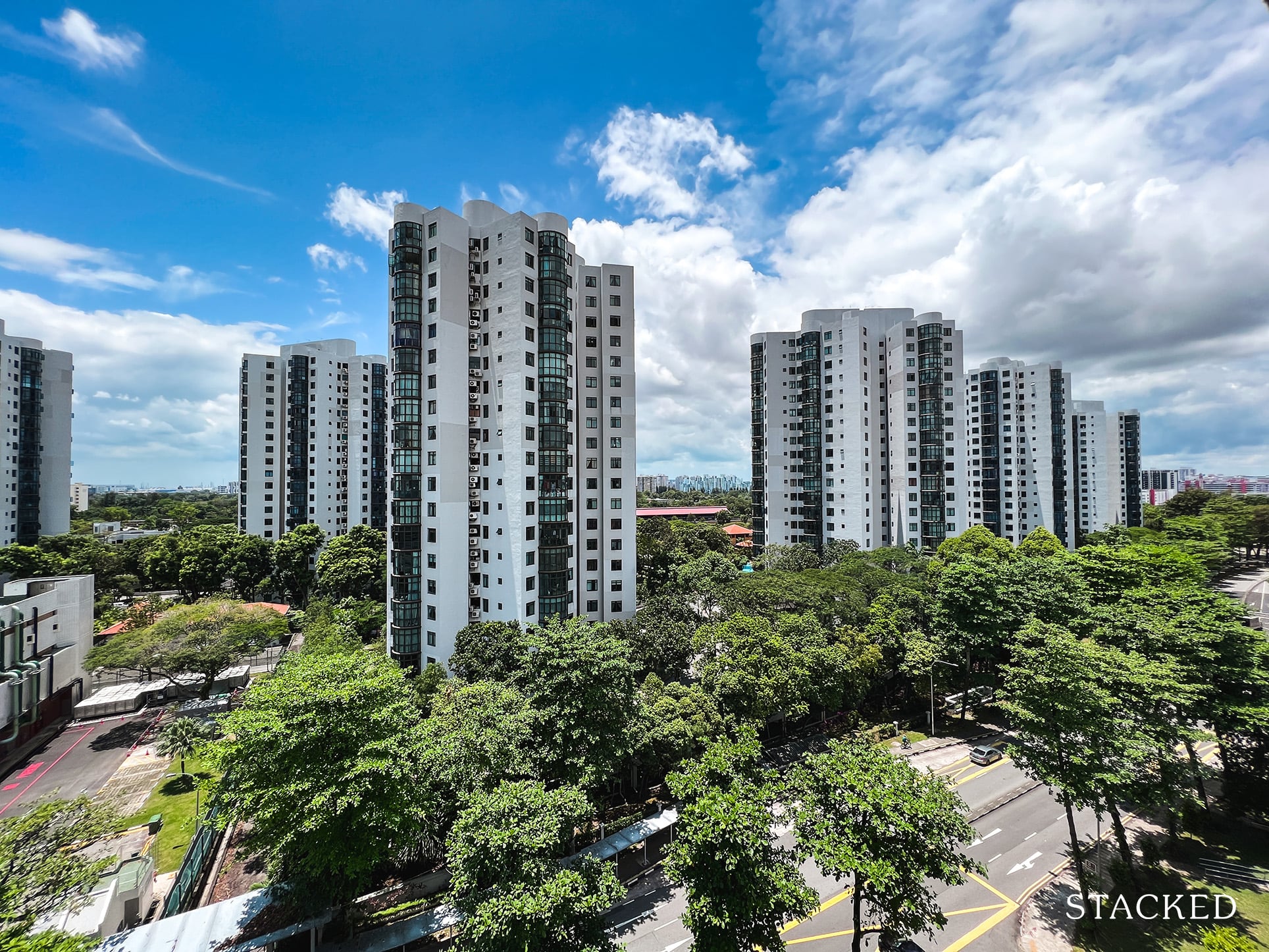 I've Lived In 2 Different Units In Parc Oasis Over 22 Years: Here's My Insider Review Of This Huge Condo In Jurong