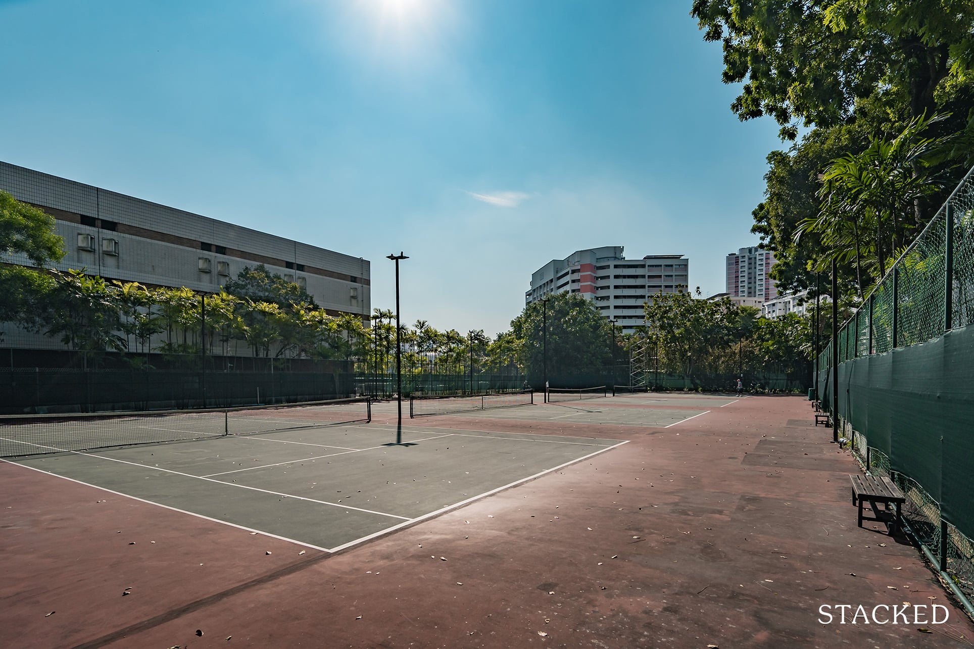 parc oasis tennis court