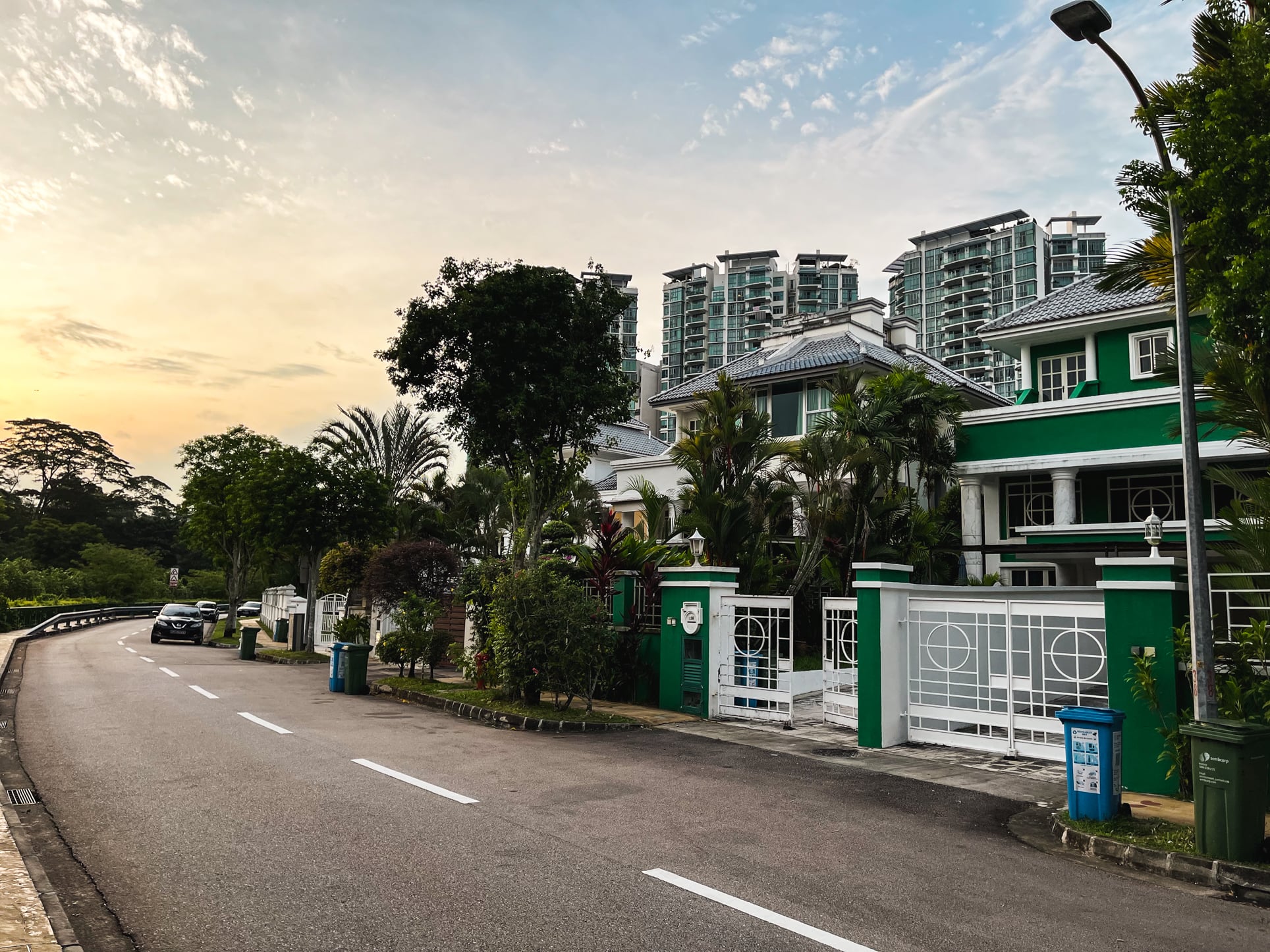 holland grove landed houses