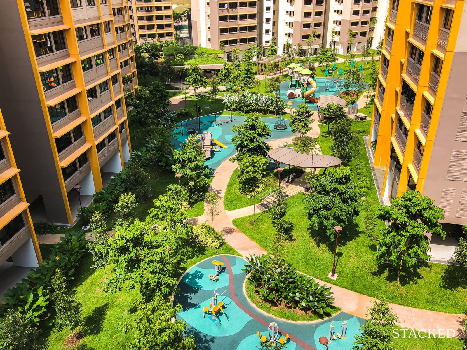 West Plains @ Bukit Batok 181 top view playground facilities