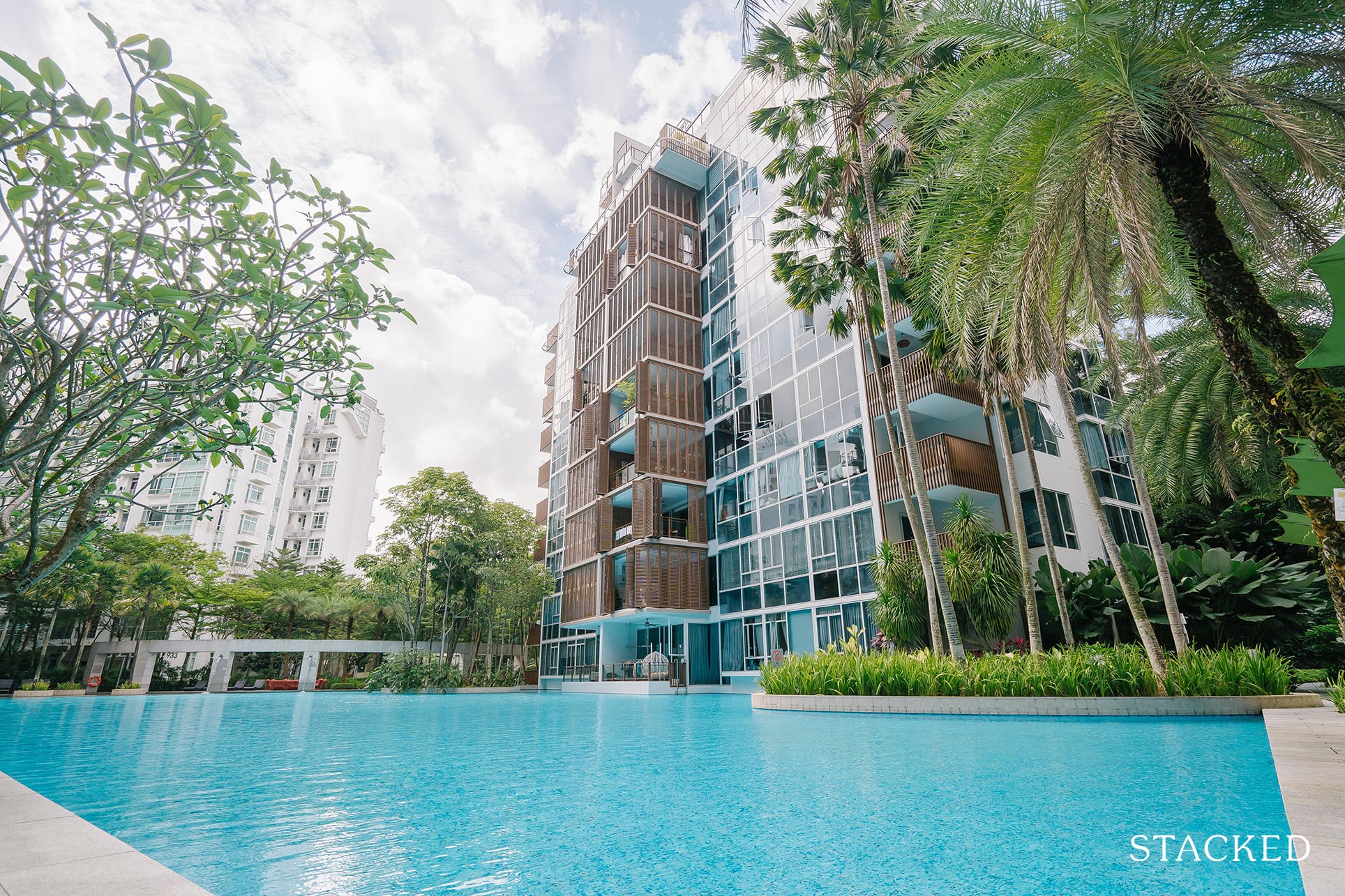 floridian condo pool 3