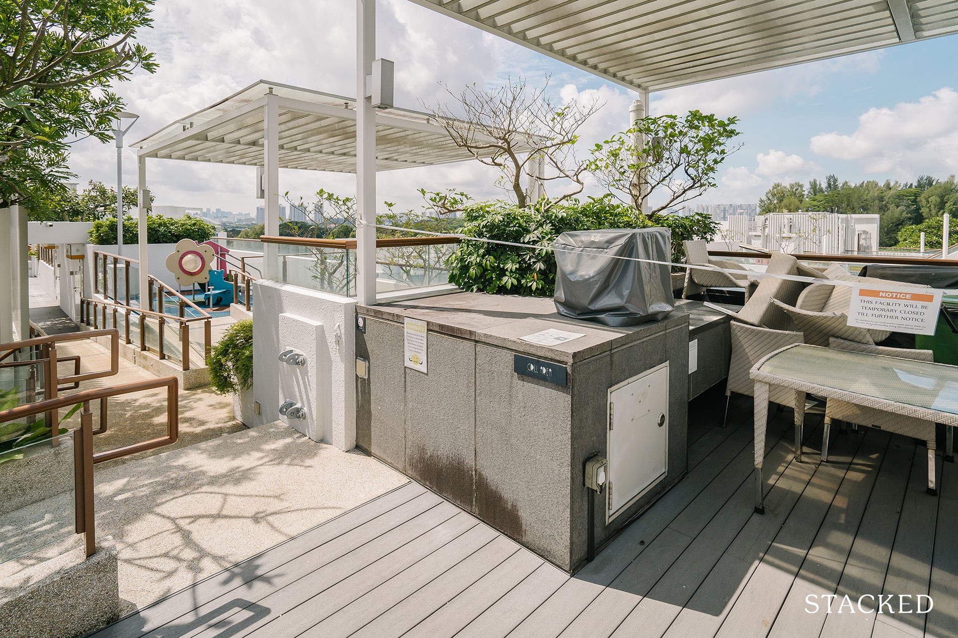 floridian condo rooftop dining