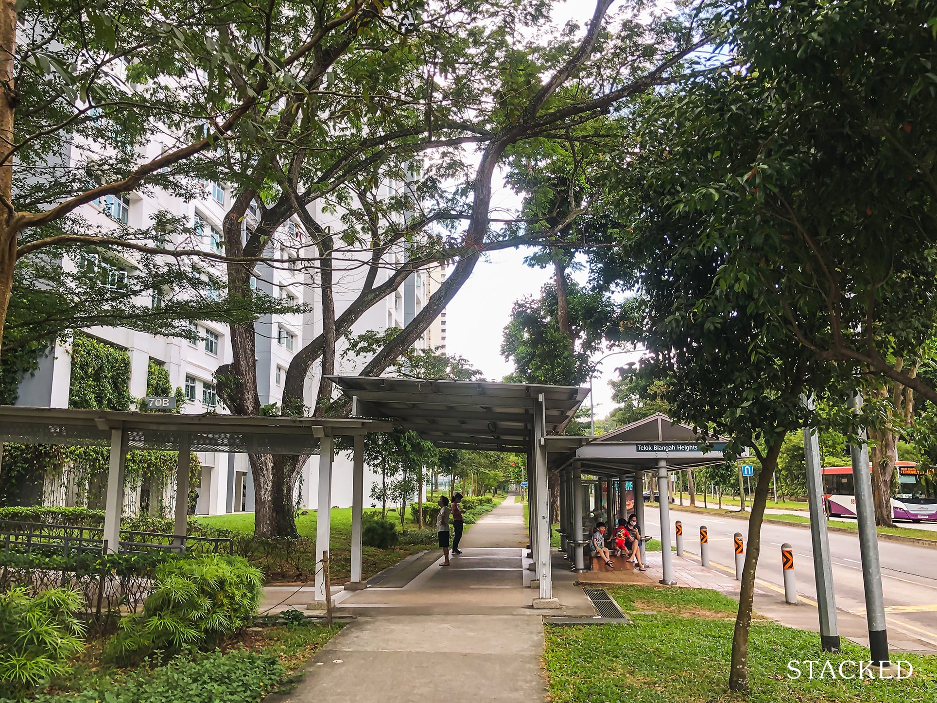 Telok Blangah Ridgeview 103 bus stop