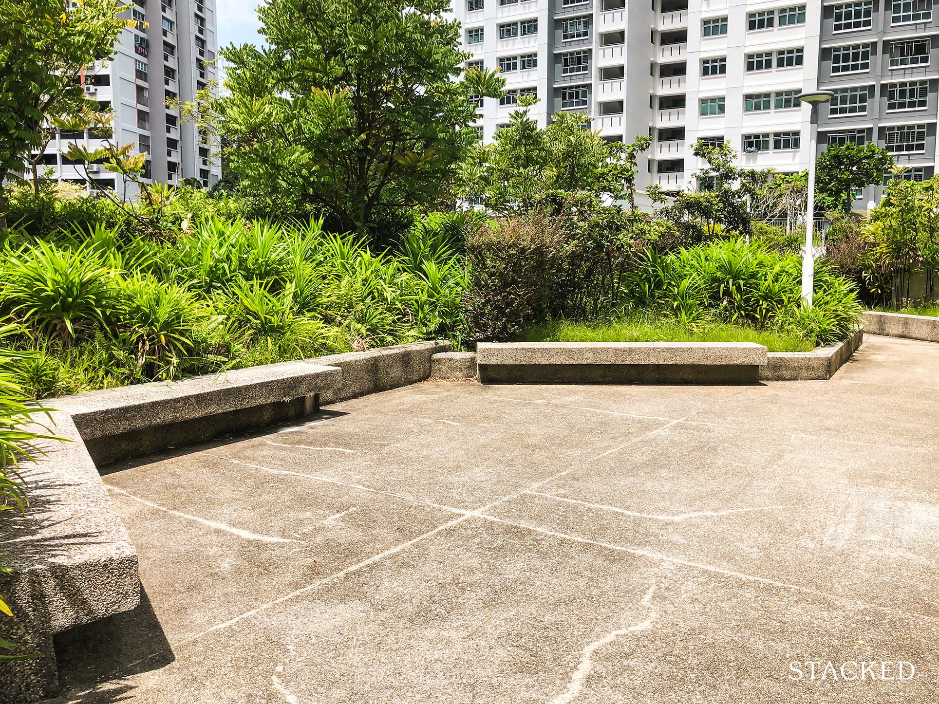 Telok Blangah Ridgeview 62 rooftop garden seating