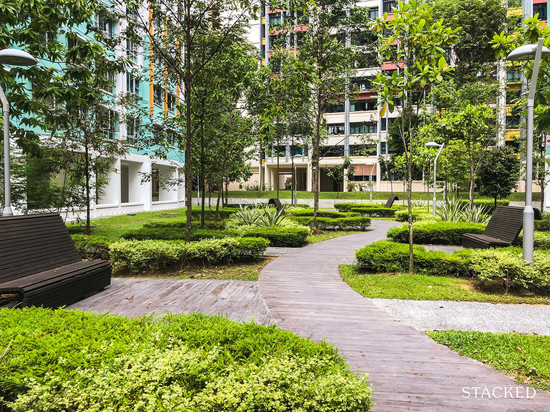 Woodlands Glen 96 garden path