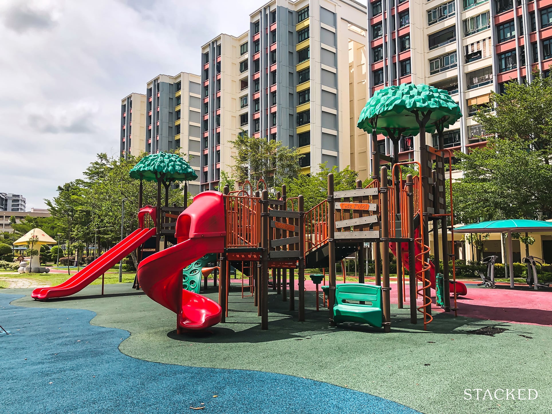 Woodlands Glen 172 playground