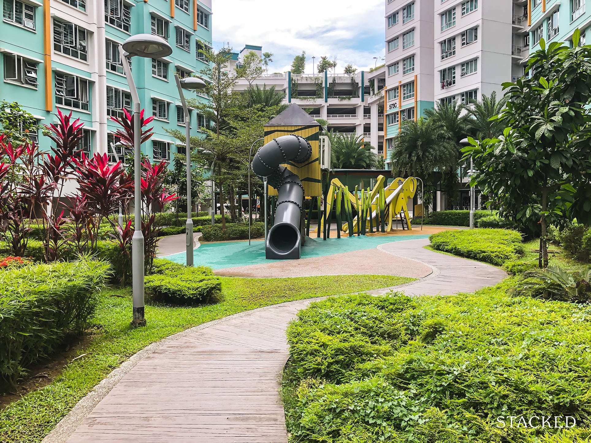 Woodlands Glen 105 playground