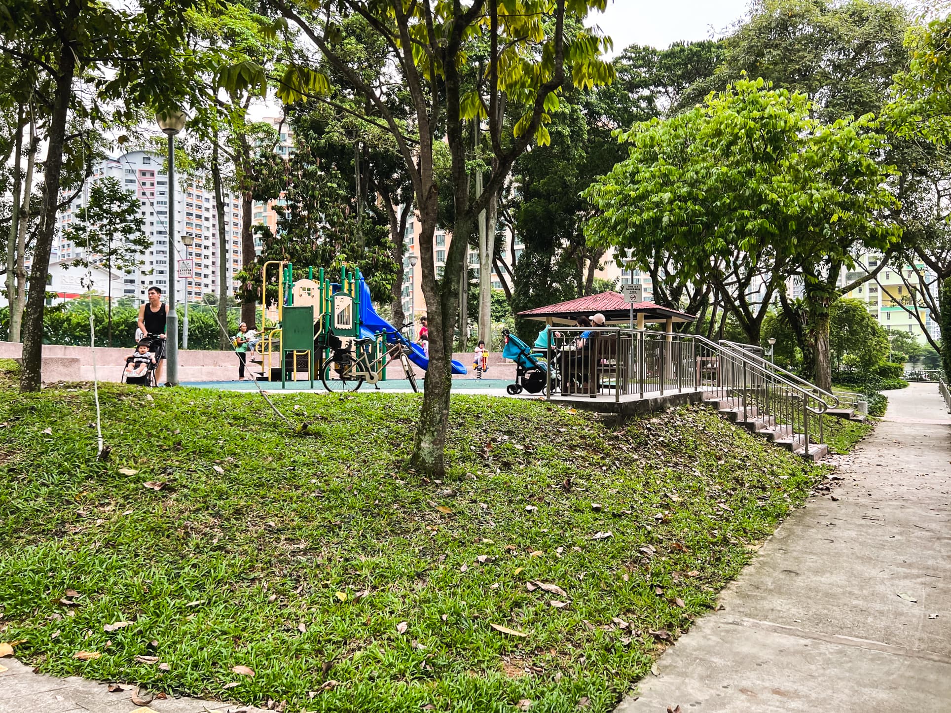 villa verde playground
