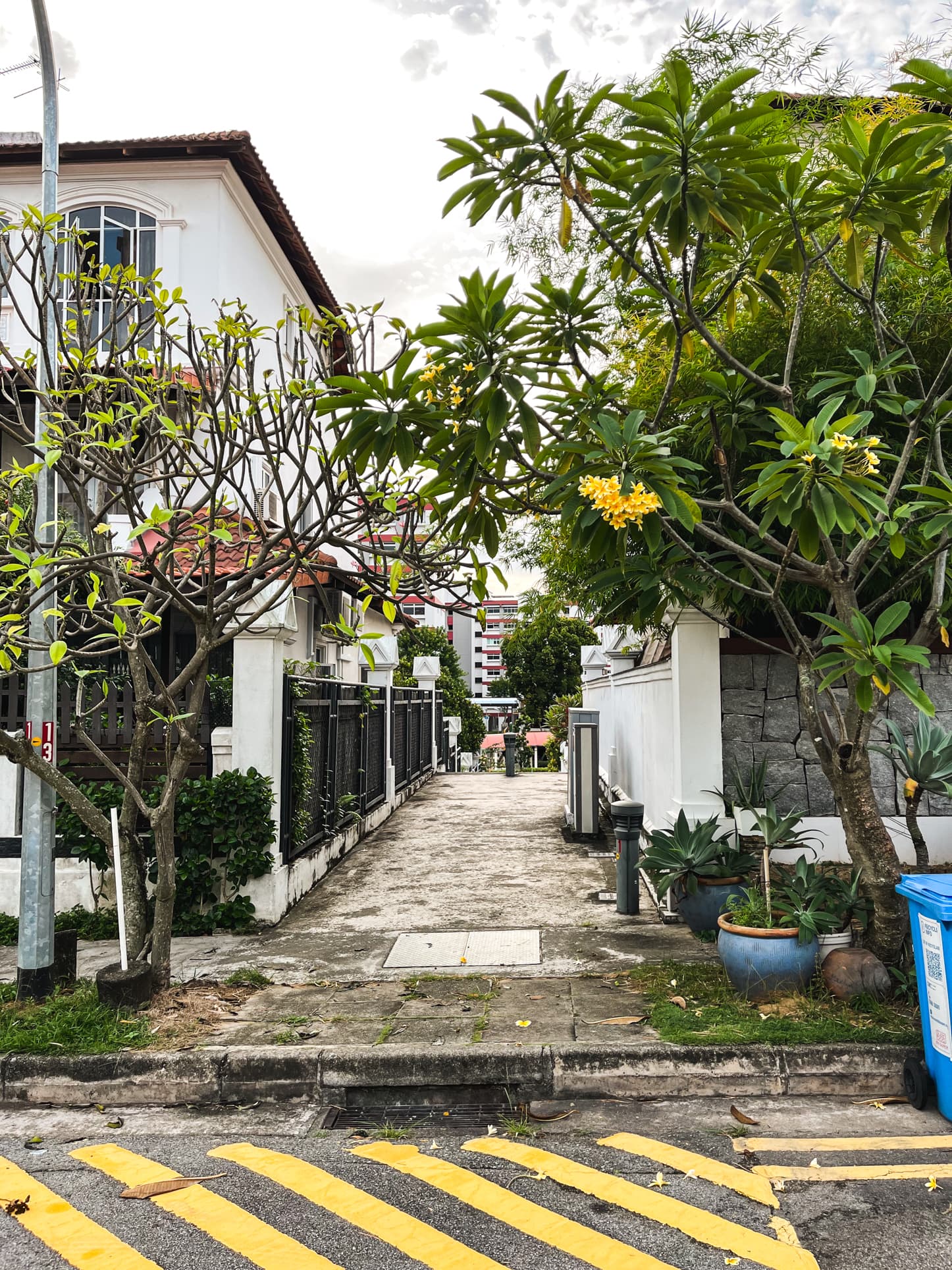 loyang villas walkway