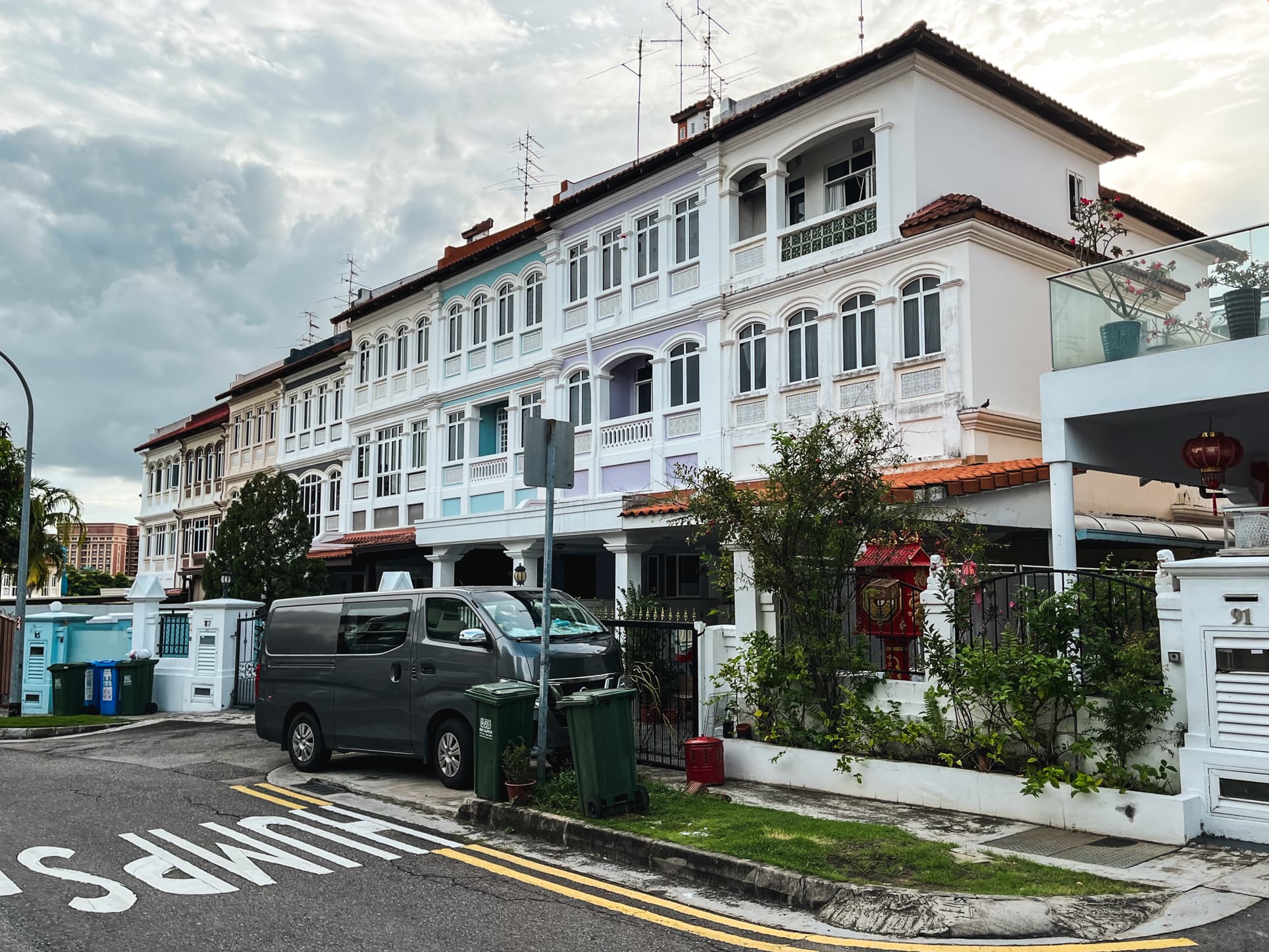 loyang villas parking