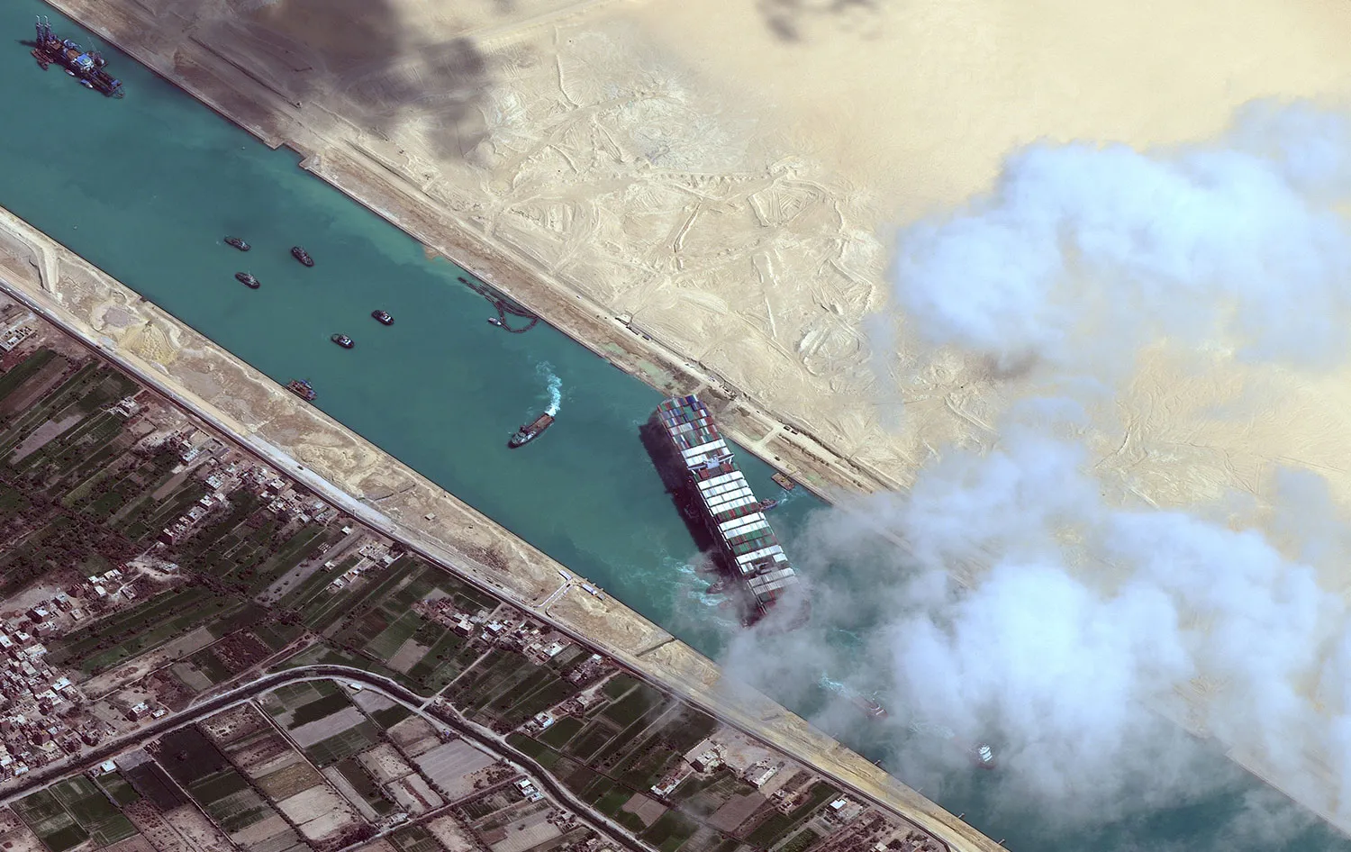 suez canal stuck