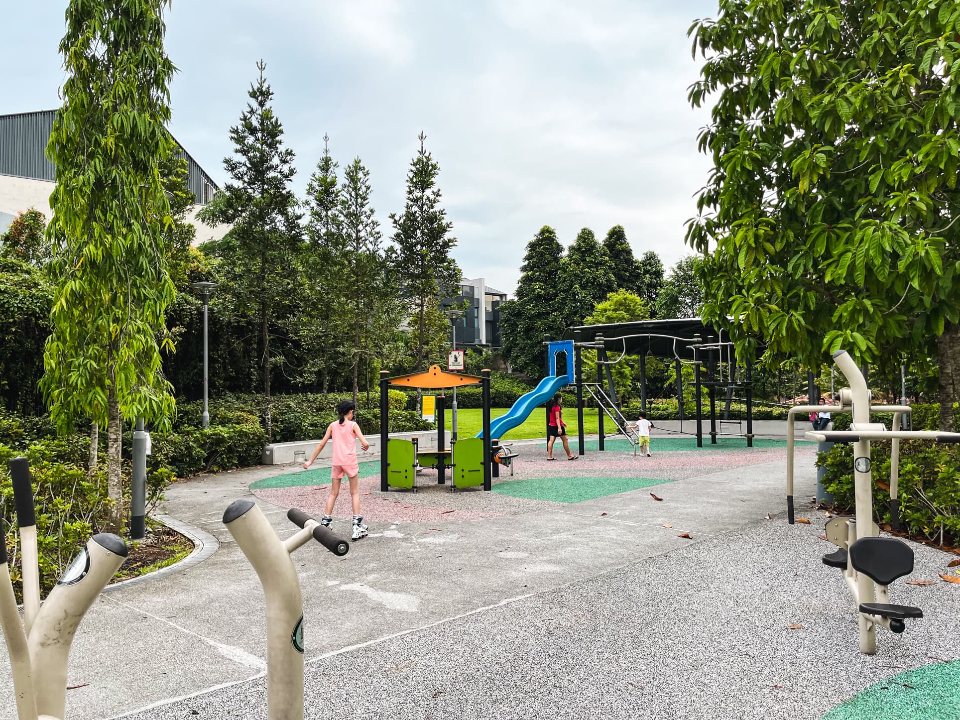 victoria park villas playground 1