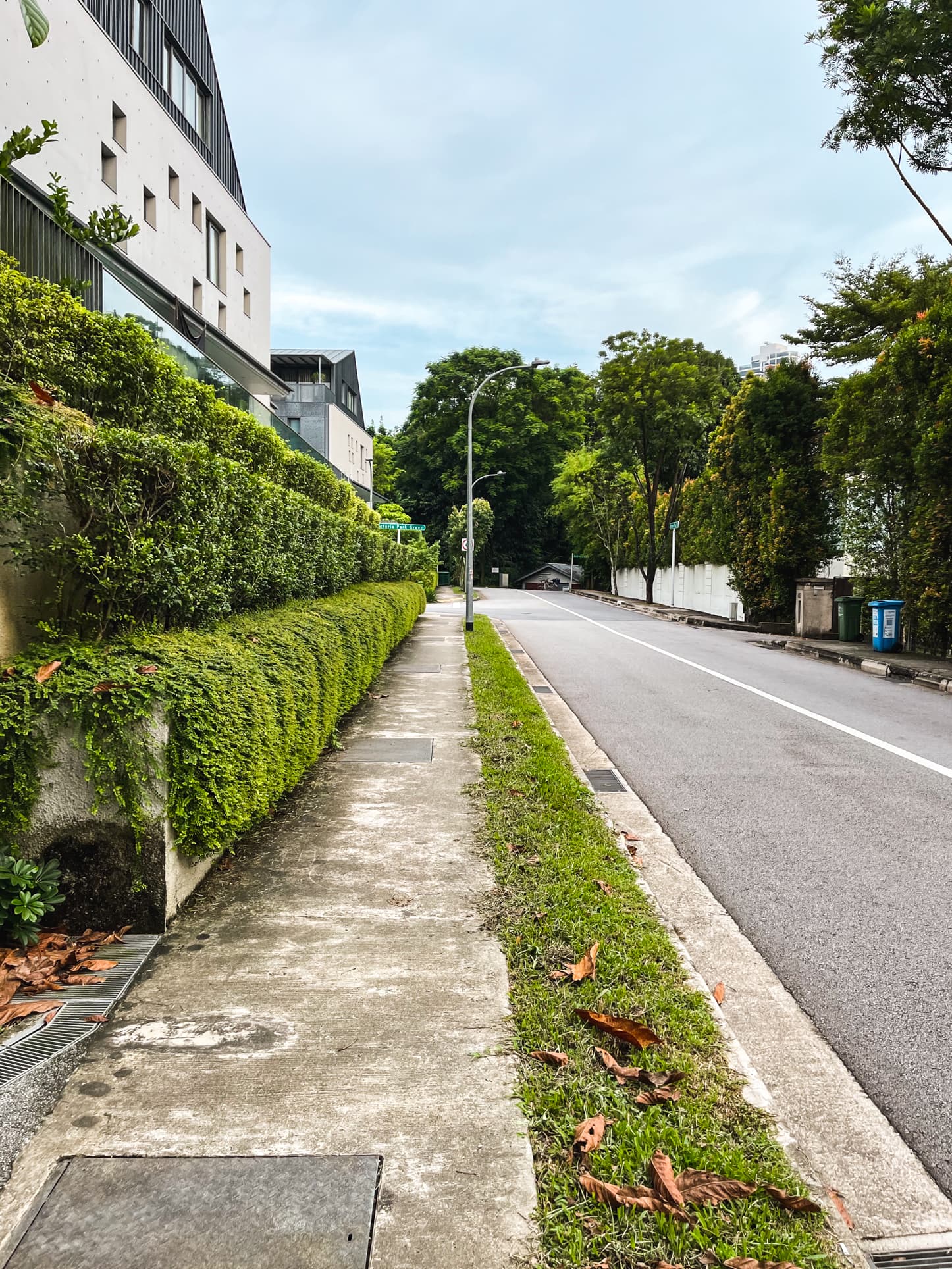 victoria park villas pavement