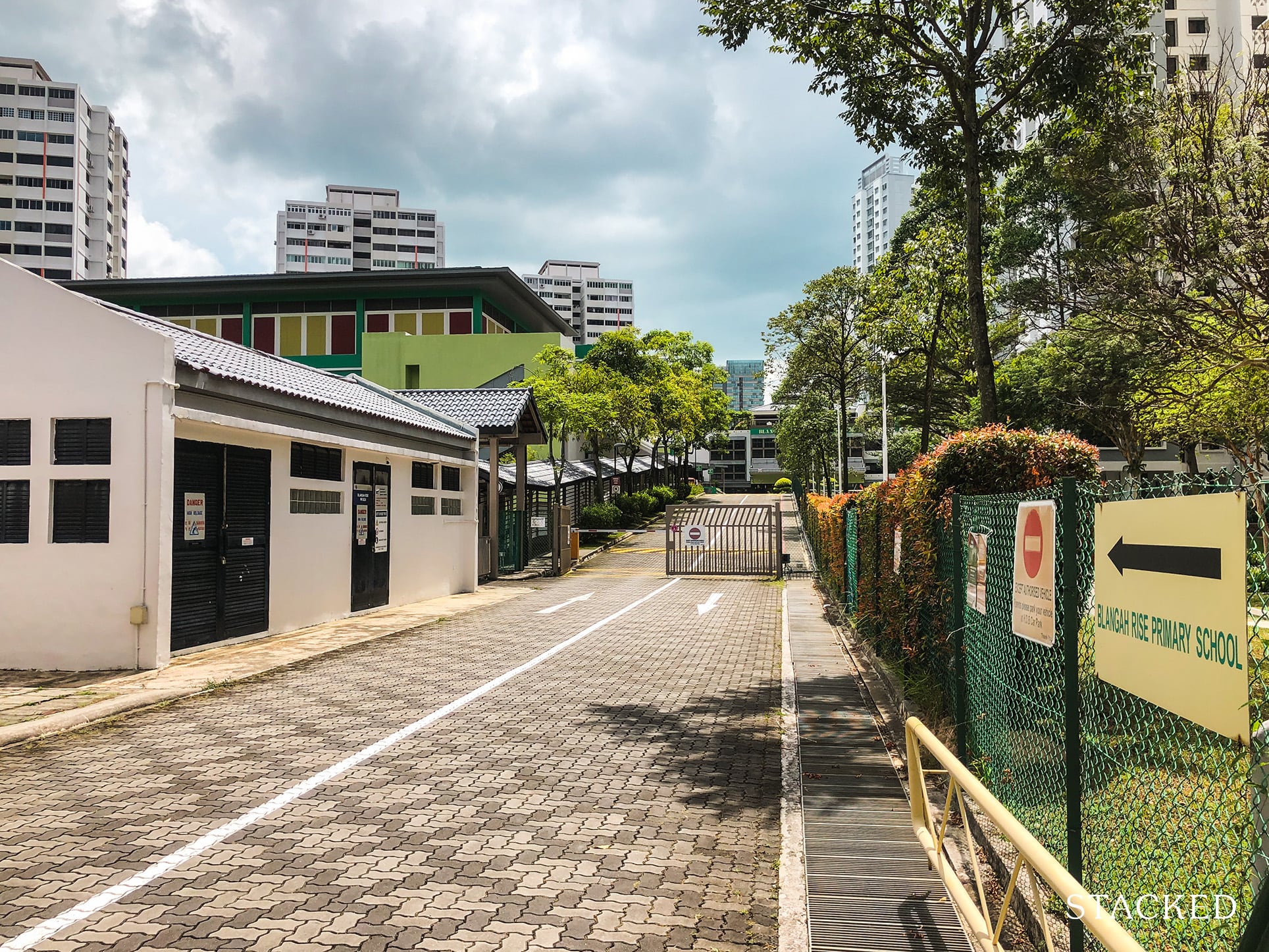 Telok Blangah Parcview primary school driveway