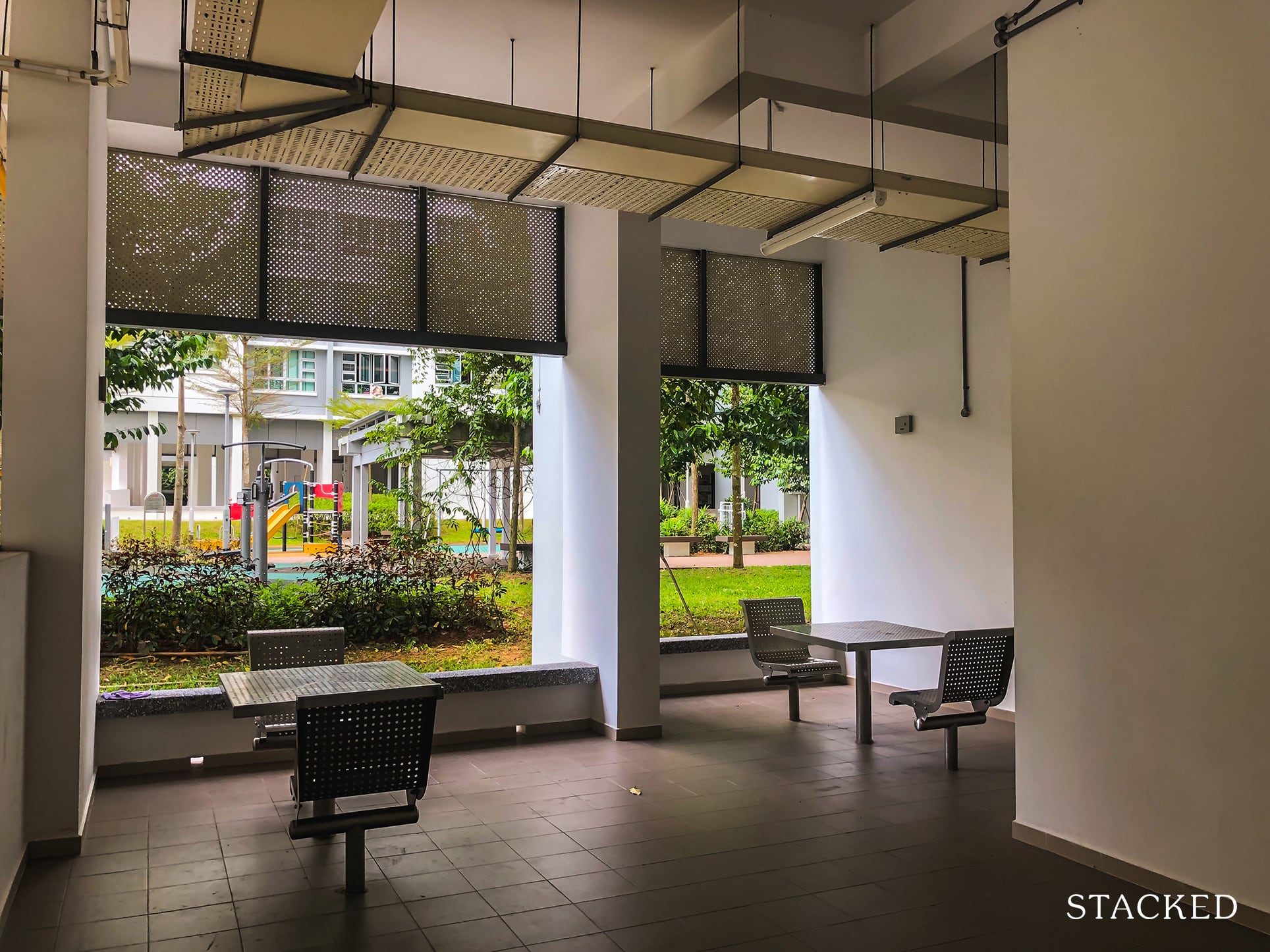 Telok Blangah Parcview void deck seating