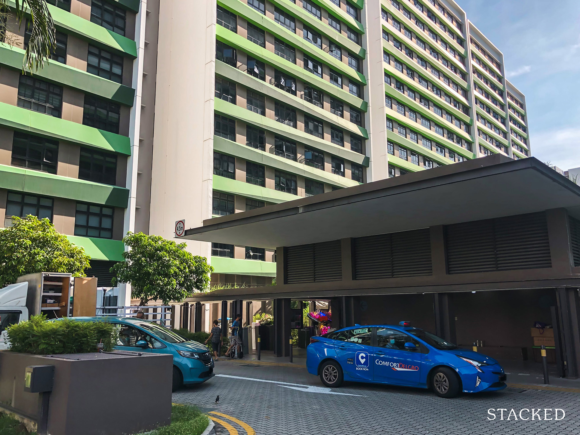 Tampines GreenRidges 177 roundabout drop off