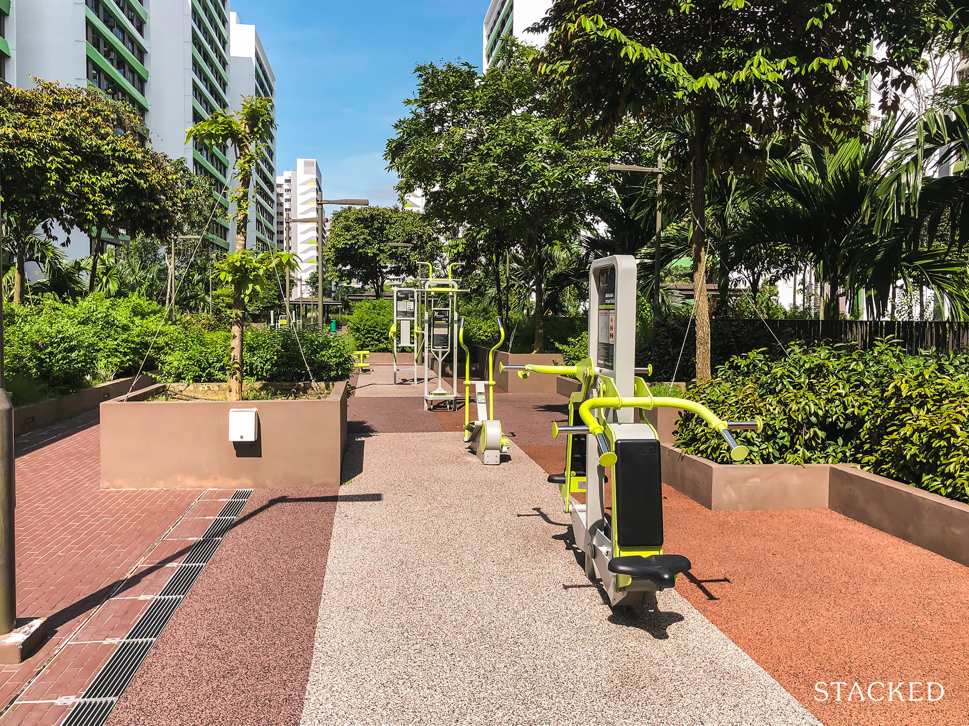 Tampines GreenRidges 115 garden fitness station