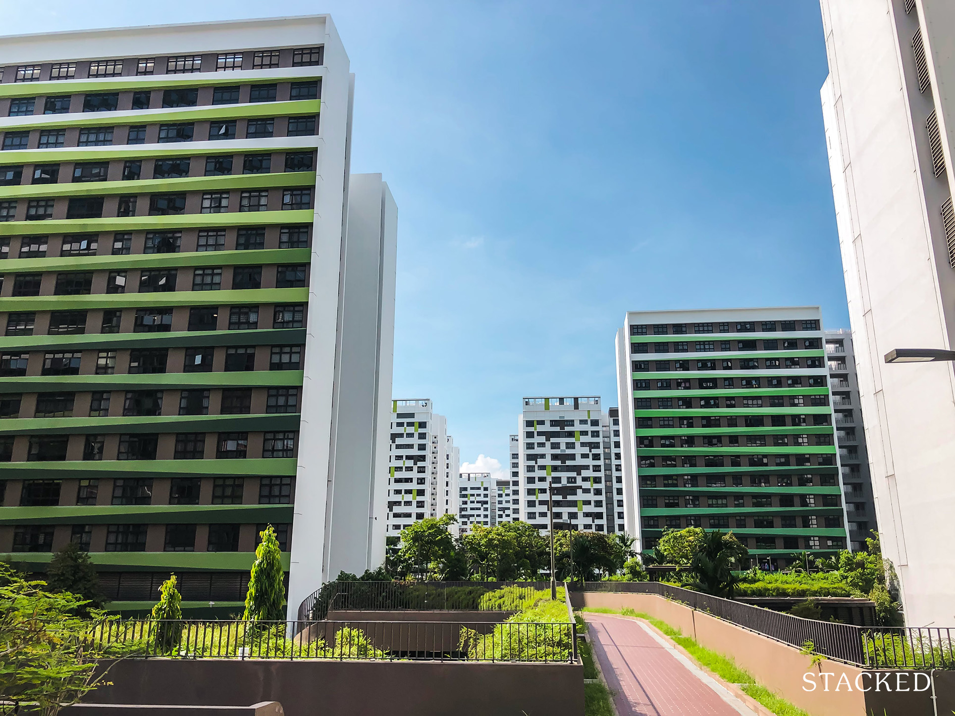 Tampines GreenRidges 134 garden walkway