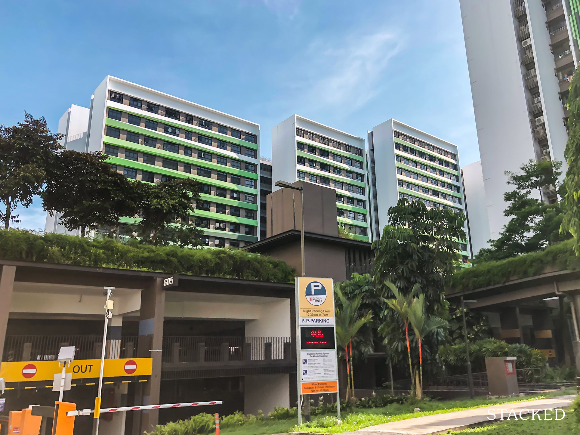 Tampines GreenRidges 183 car park entrance