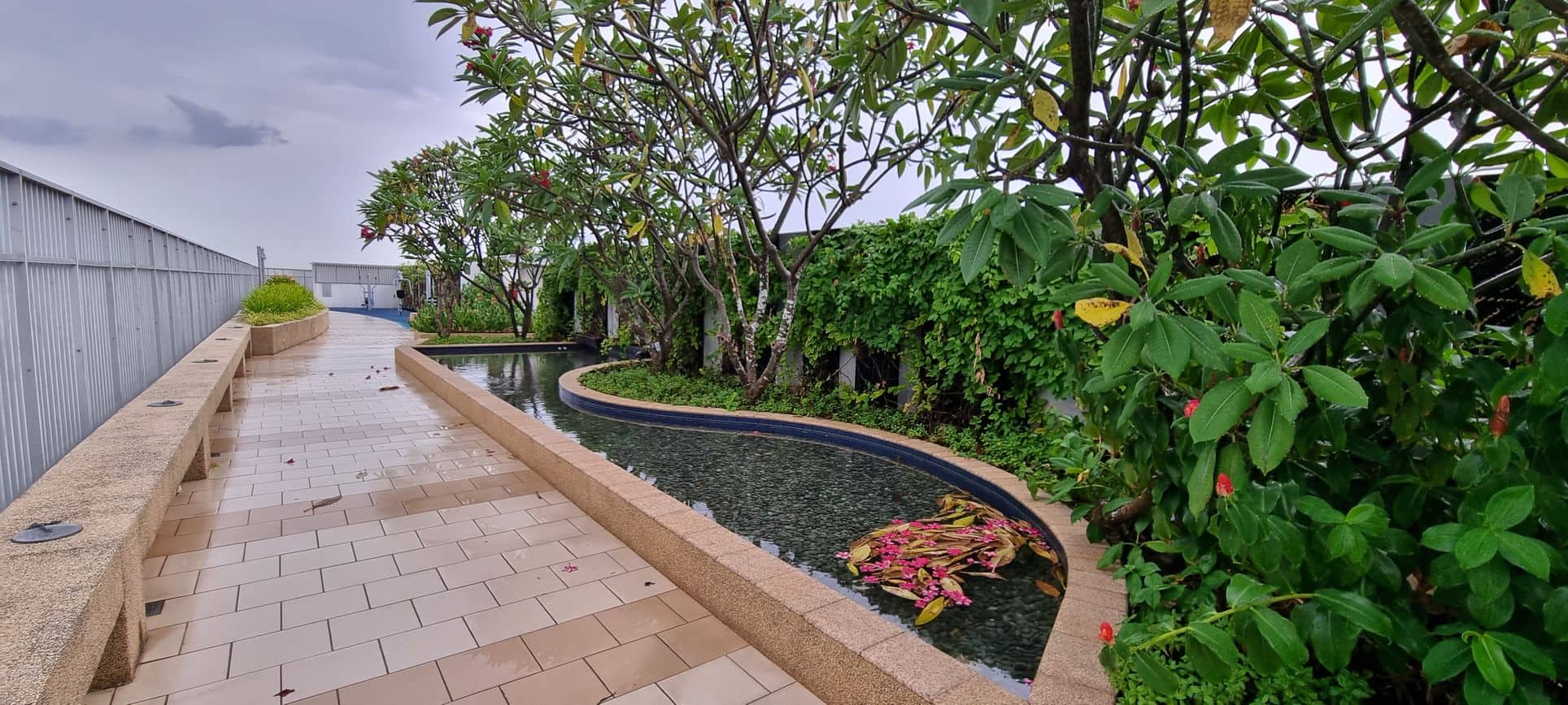 Skypark Residences Water Feature